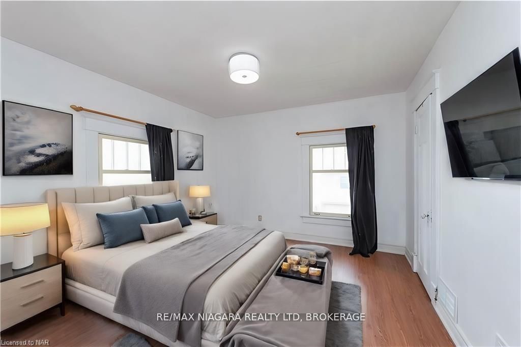 8111 FOREST GLEN Drive 132, Niagara Falls, ON L2H 2Y7 photo 3