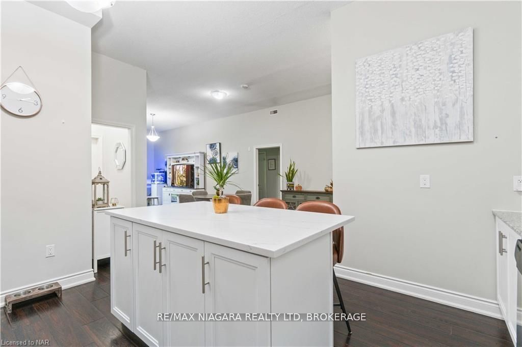 8111 FOREST GLEN Drive 132, Niagara Falls, ON L2H 2Y7 photo 5