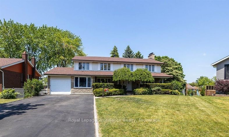 35 Patrick Street, Quinte West, ON K8V 4B4