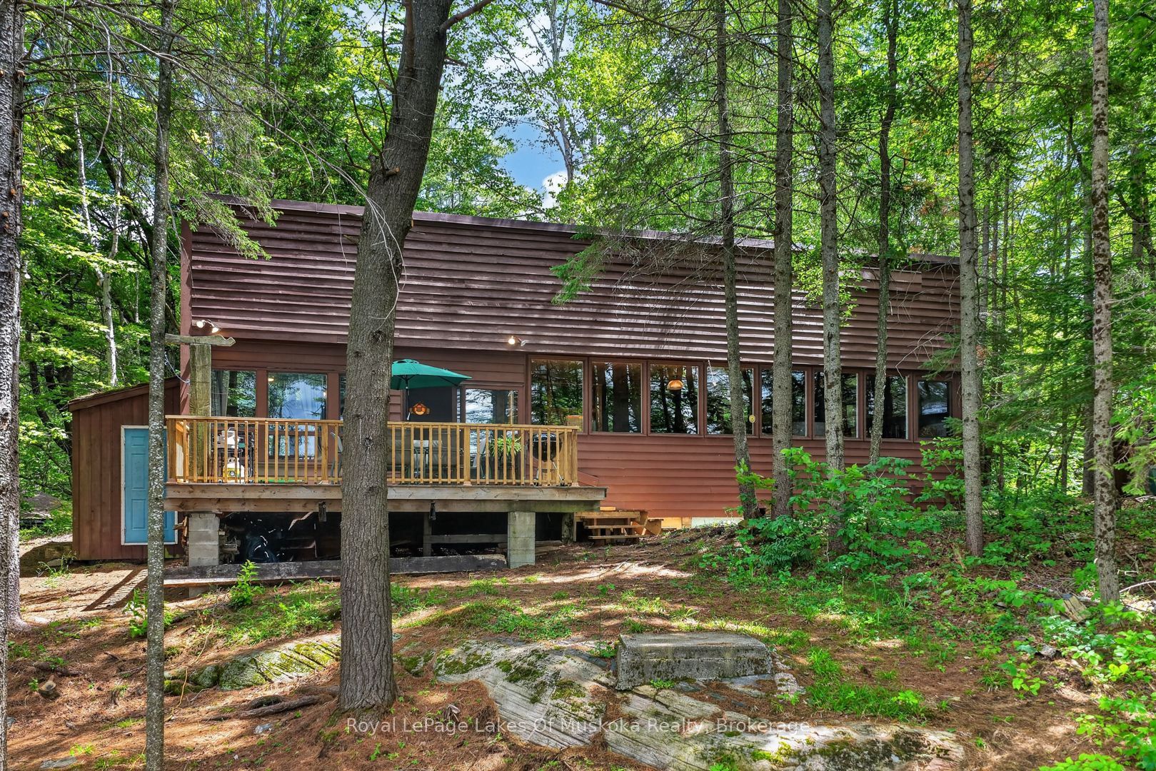 1053 East Walker Lake Drive, Lake of Bays, ON P1H 2J6 photo 2