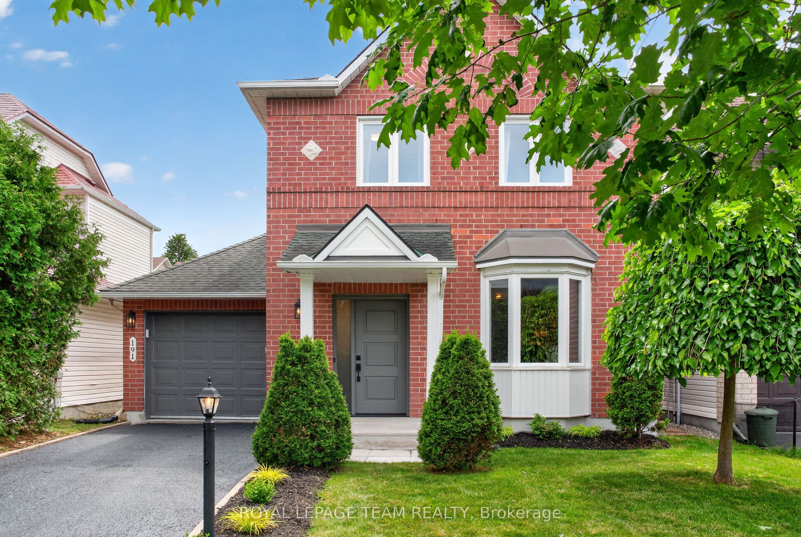 191 Windhurst Drive, Barrhaven, ON K2G 6G9 photo 2