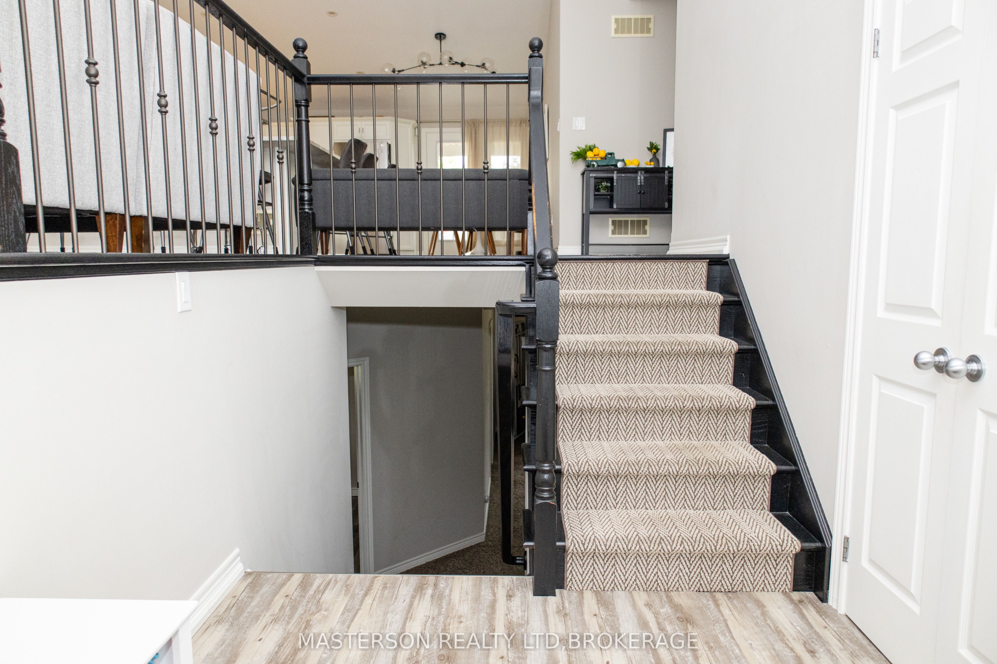 6662 Alina Court, Niagara Falls, ON L2H 0A7 photo 5