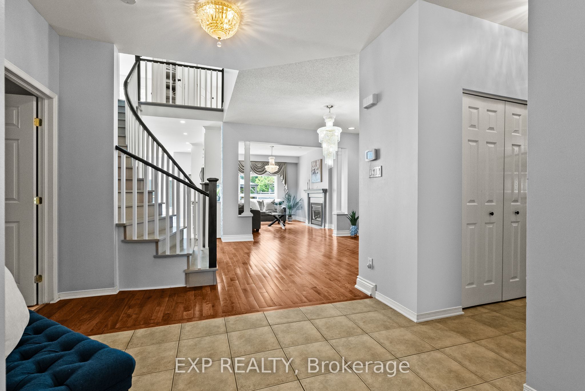 112 Redcliff Avenue, Barrhaven, ON K2J 5J7 photo 4