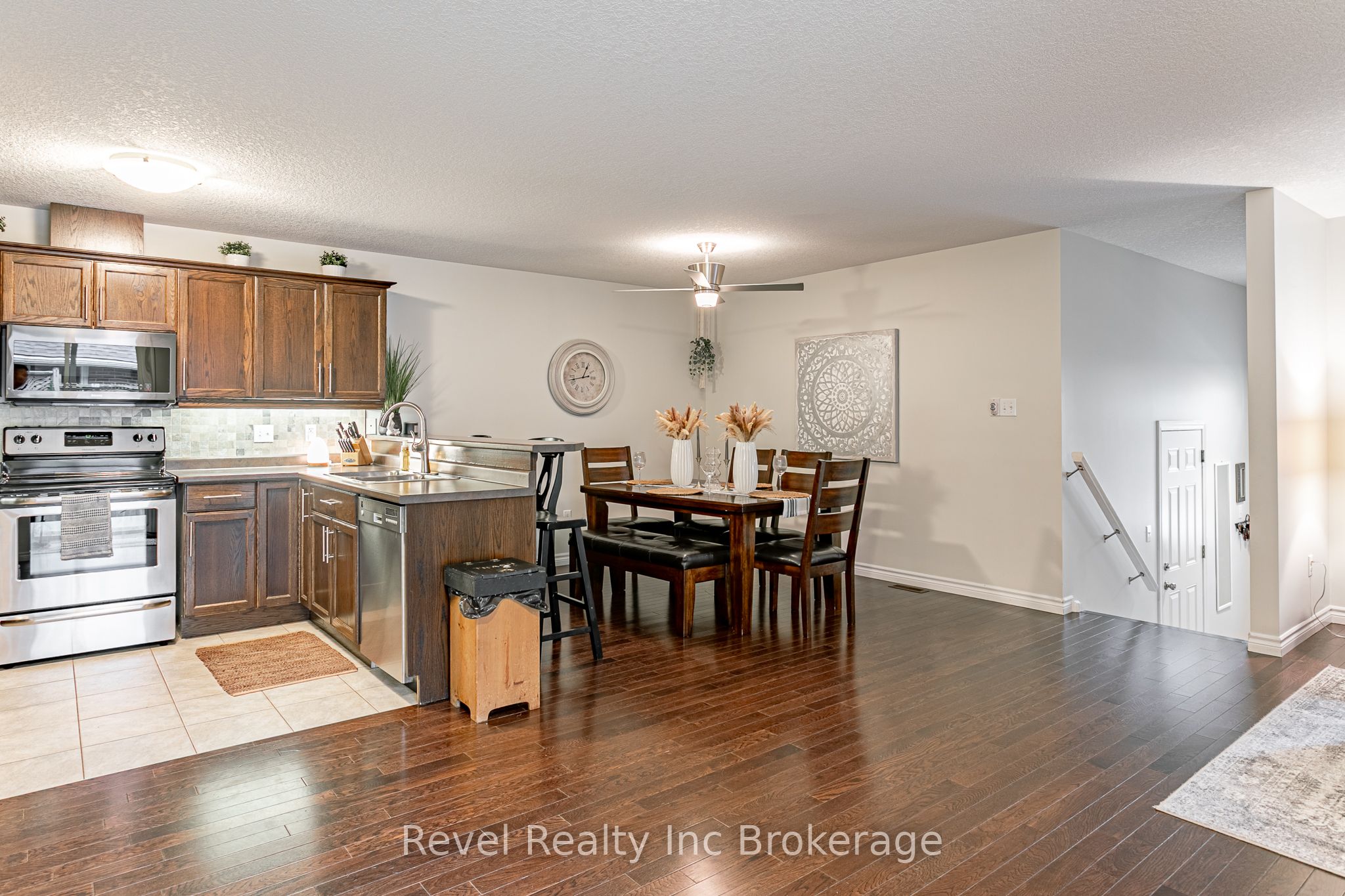 107 King Street E, Ingersoll, ON N5C 1G8 photo 5