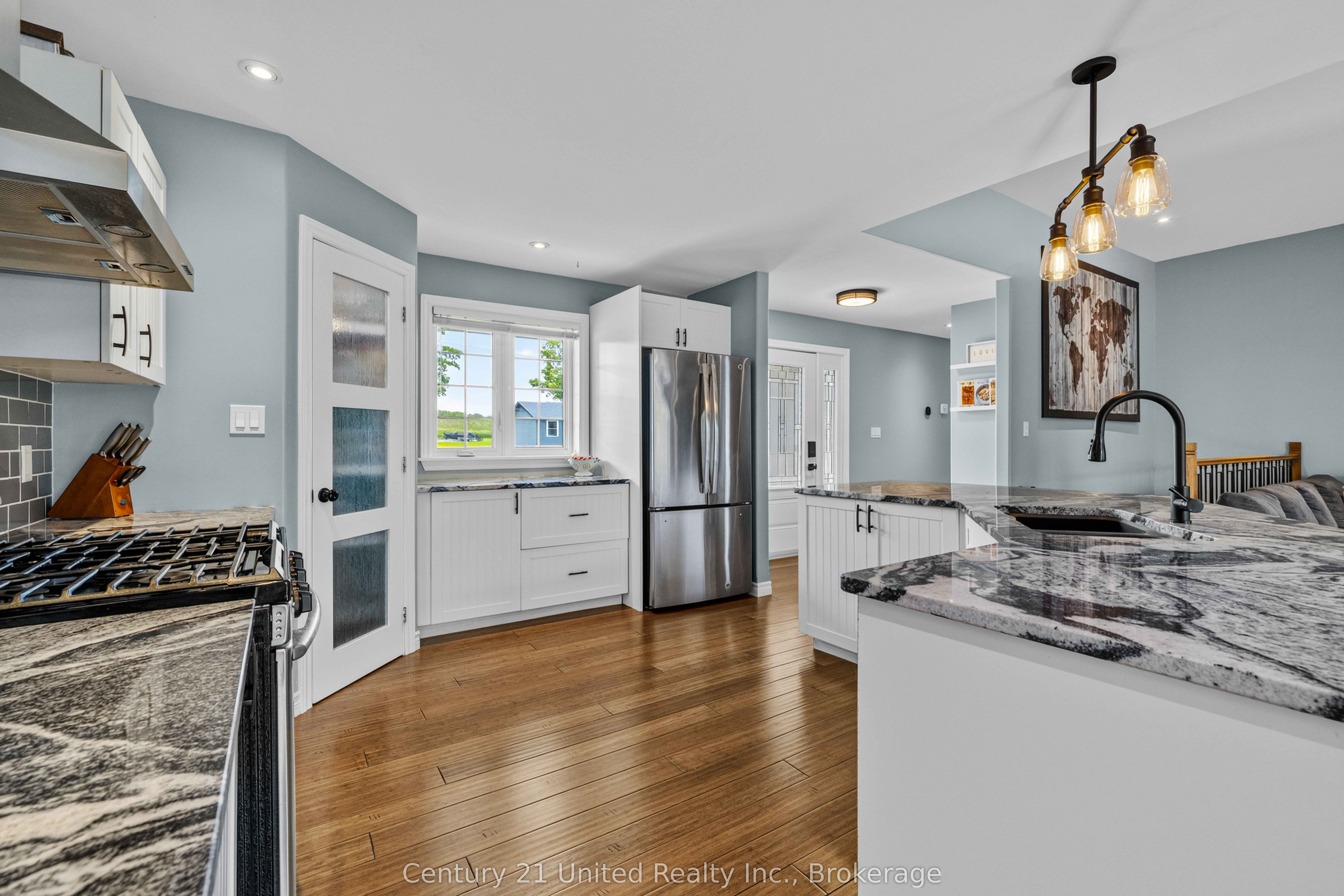 929 Mount Pleasant Road, Cavan Monaghan, ON L0A 1C0 photo 5
