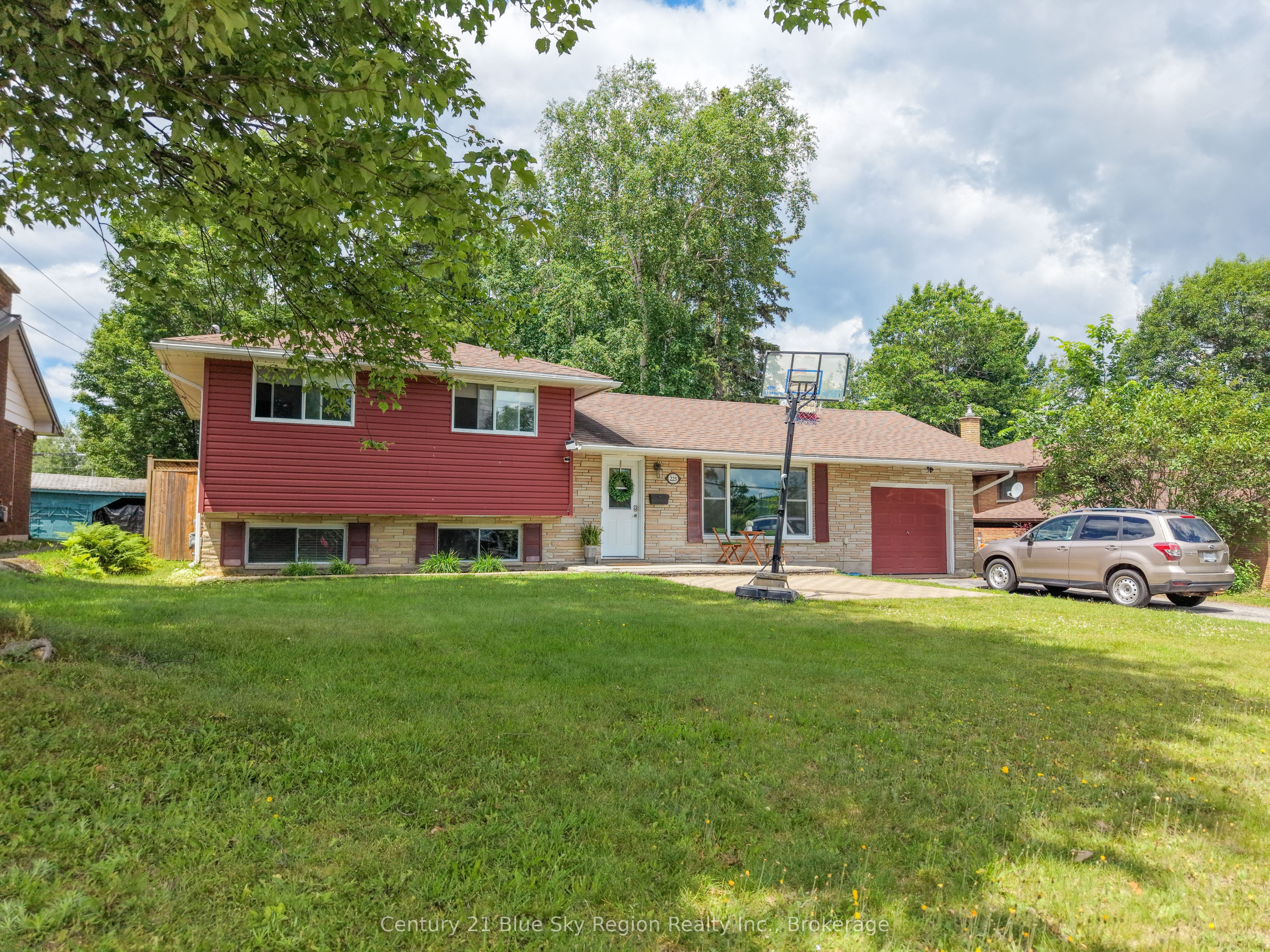225 Reginald Road, North Bay, ON P1A 3B3 photo 3