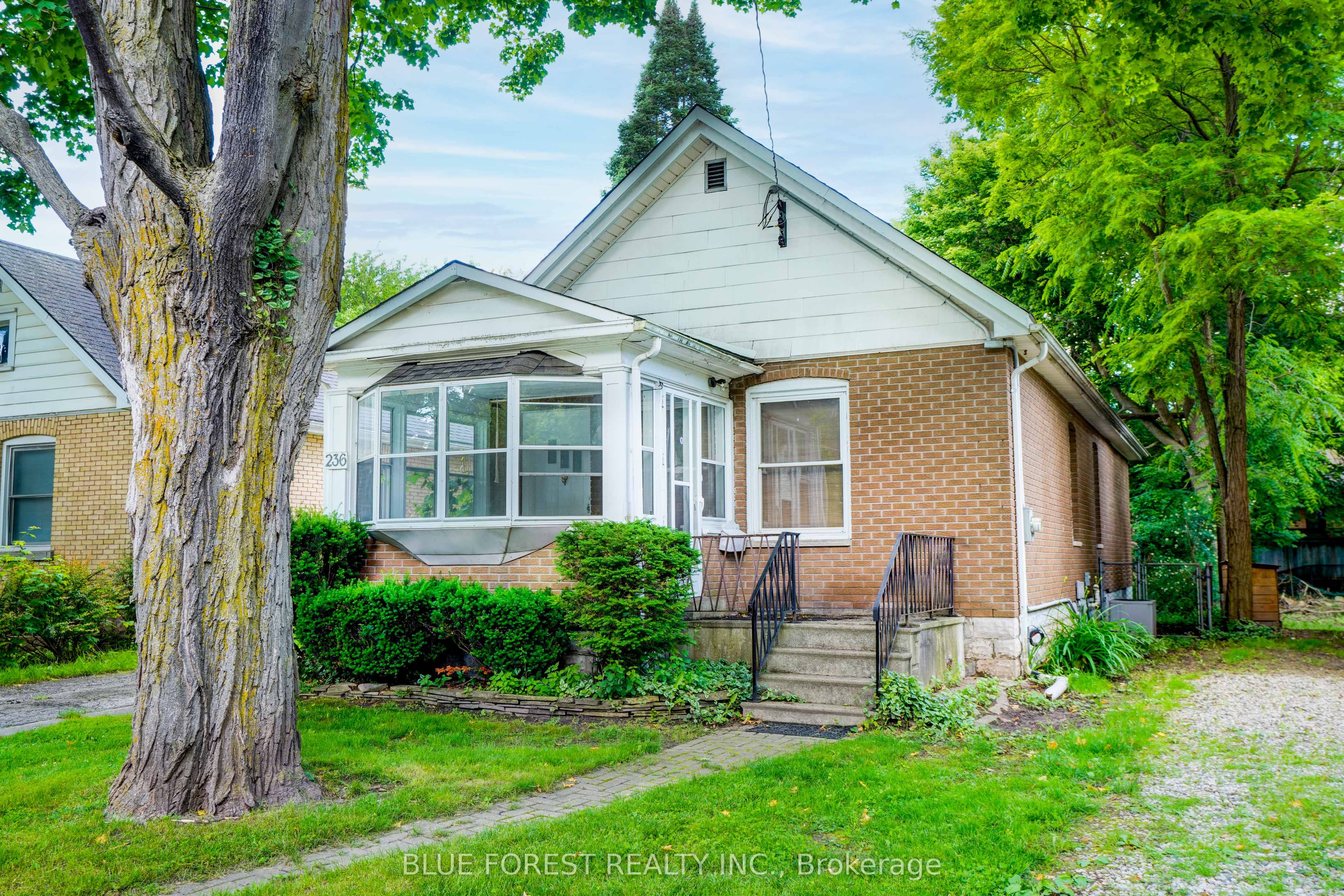 236 Bernard Avenue, London East, ON N6A 2M8