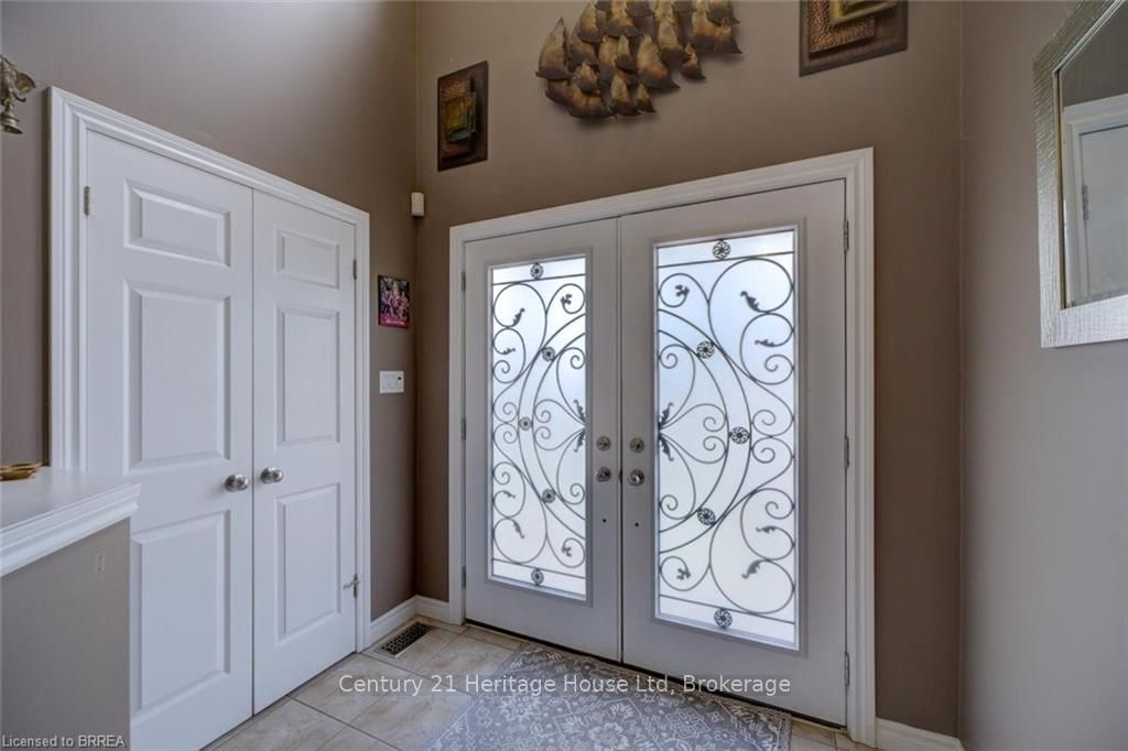 44 Mcqueen Drive, Brant, ON N3L 0A5 photo 5
