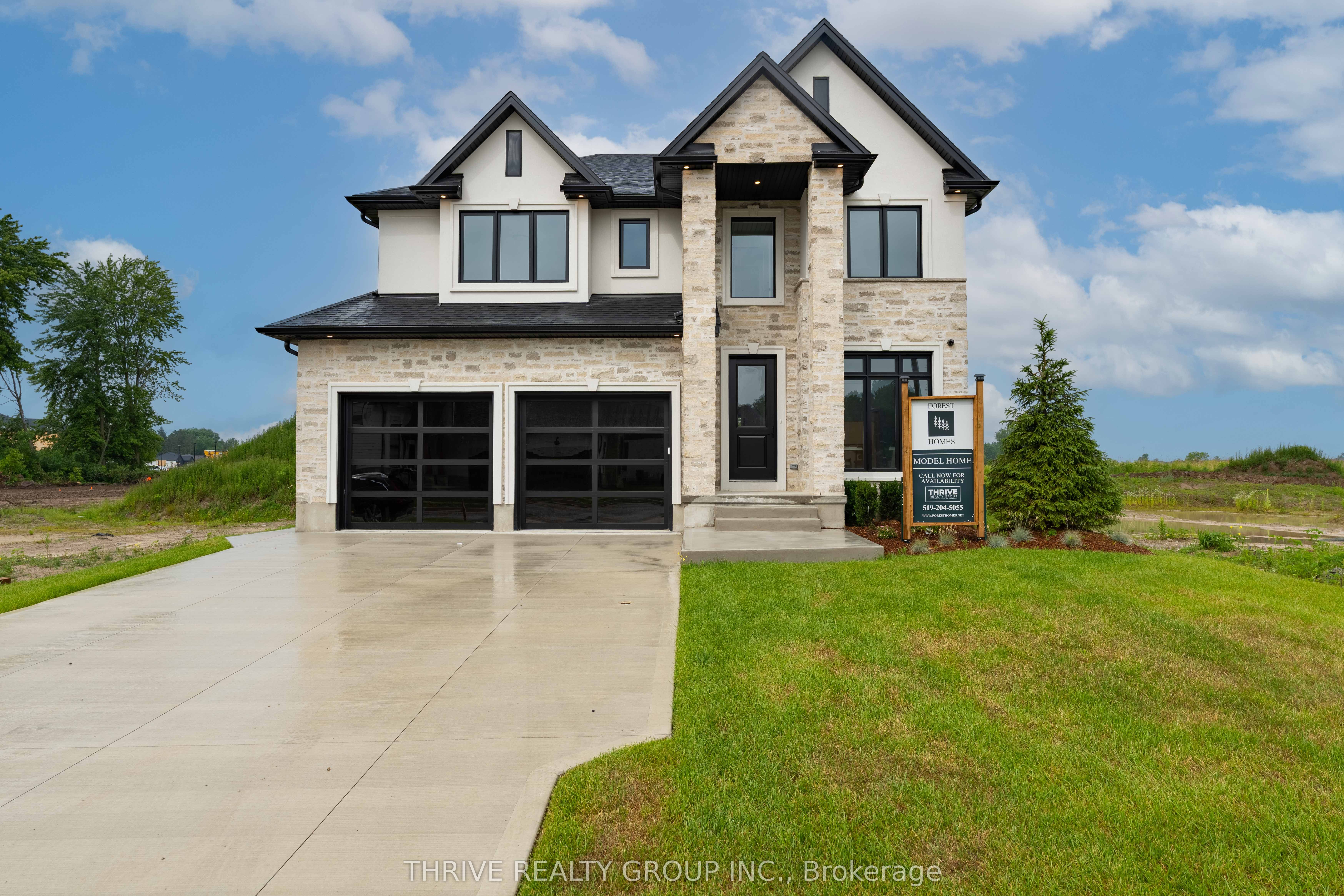 4067 Fallingbrook Road, London South, ON N6P 0H7