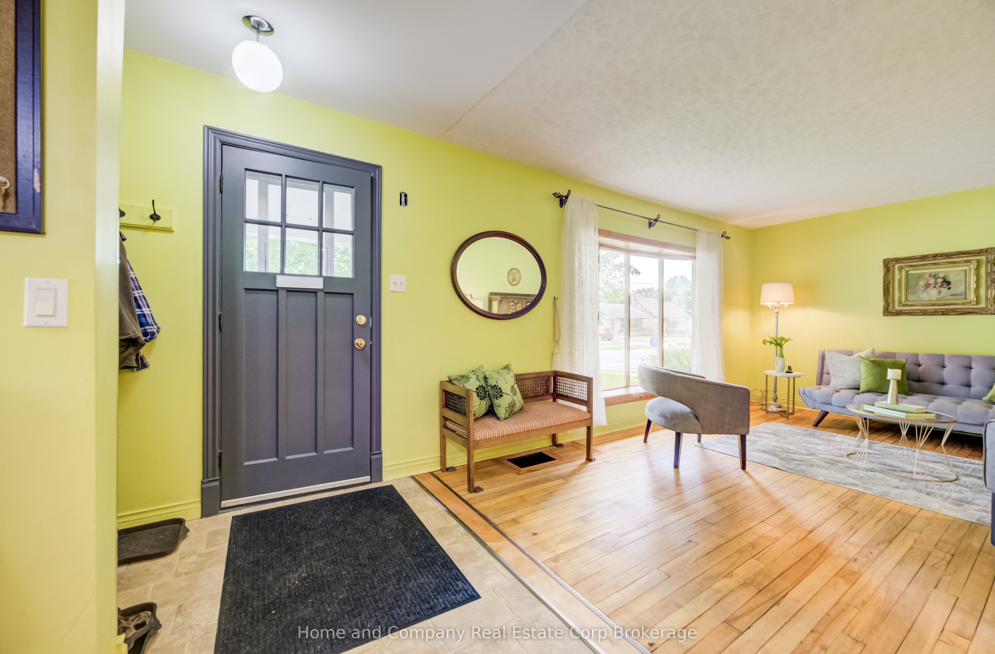 122 Brydges Street, Stratford, ON N5A 1R9 photo 2