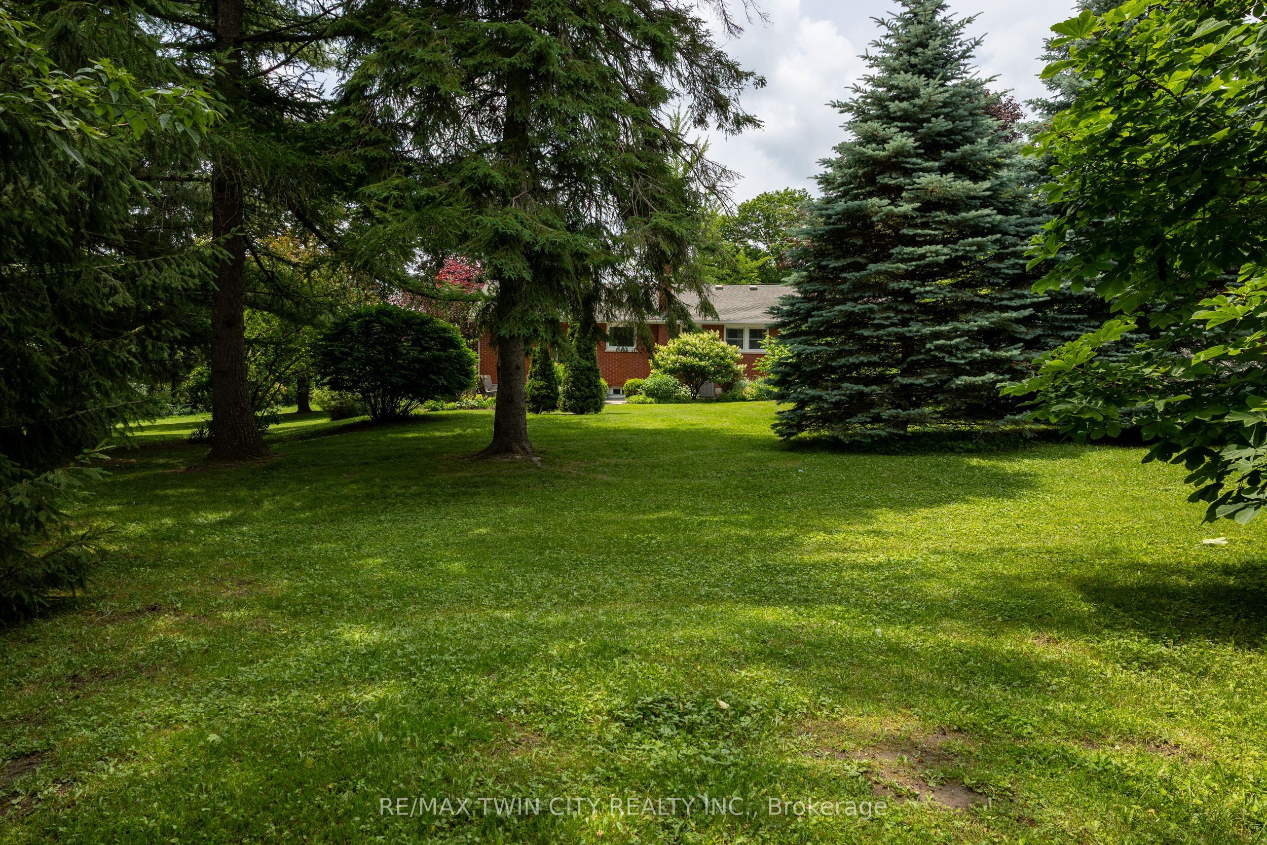 156 MUTUAL Street N, Ingersoll, ON N5C 2A3 photo 5