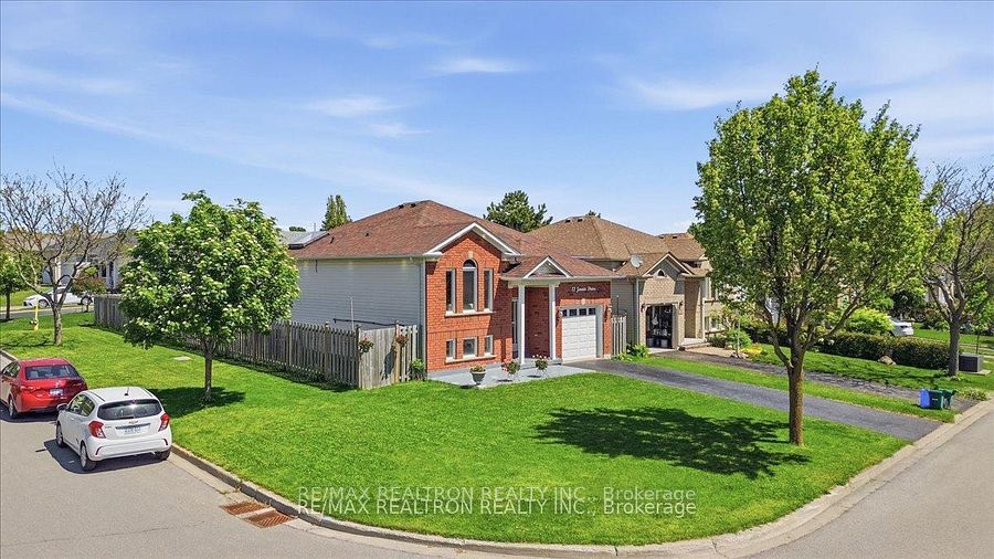 12 Jarvis Drive, Port Hope, ON L1A 4J8 photo 2