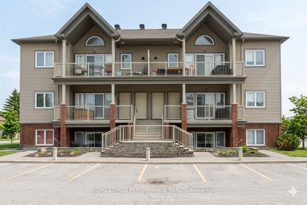 135 Harthill Way B, Barrhaven, ON K2J 5V1 photo 2