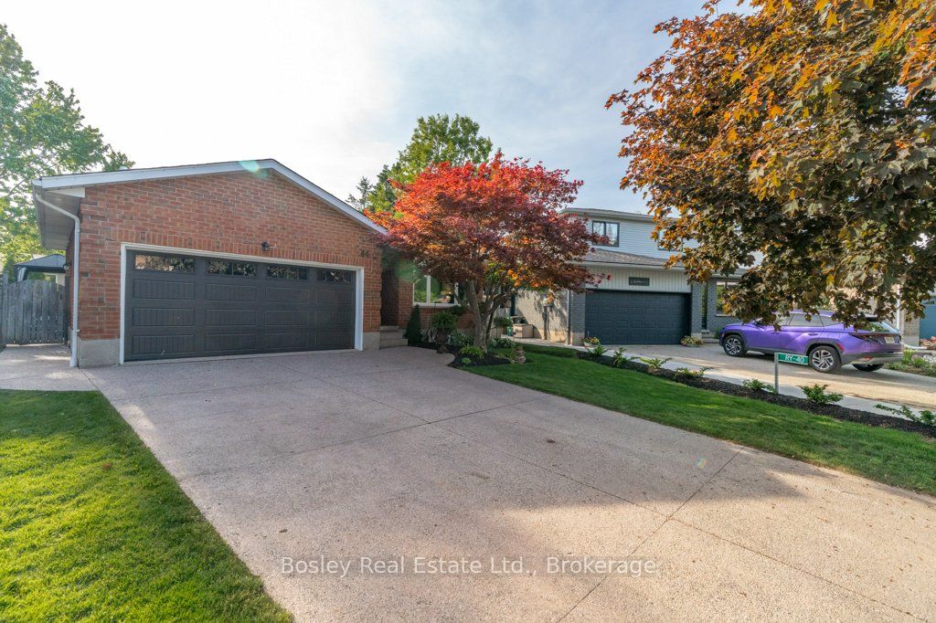44 Windermere Court, Kitchener, ON N2N 2W4 photo 3