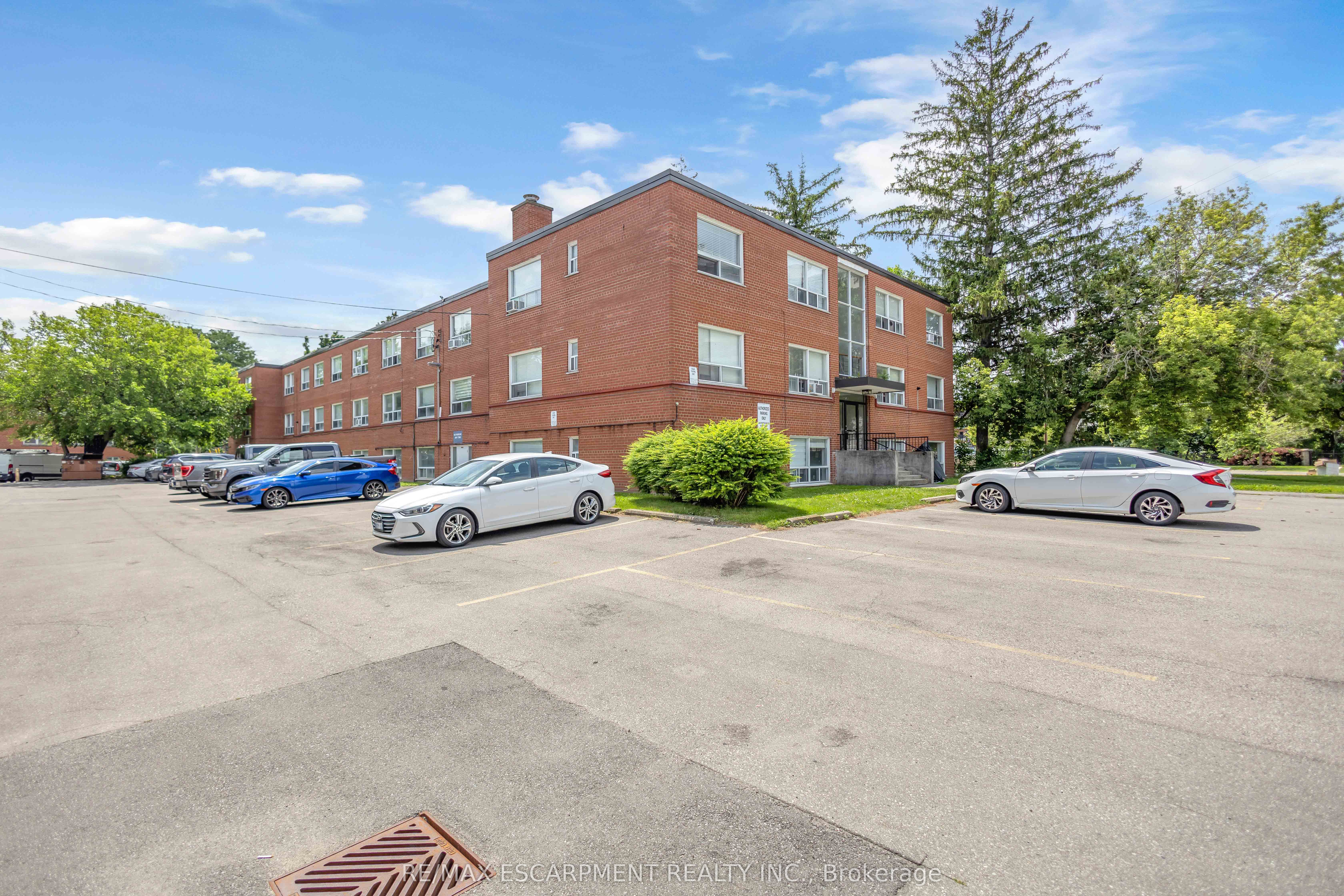57 Mericourt Road 302, Hamilton, ON L8S 2N5 photo 4