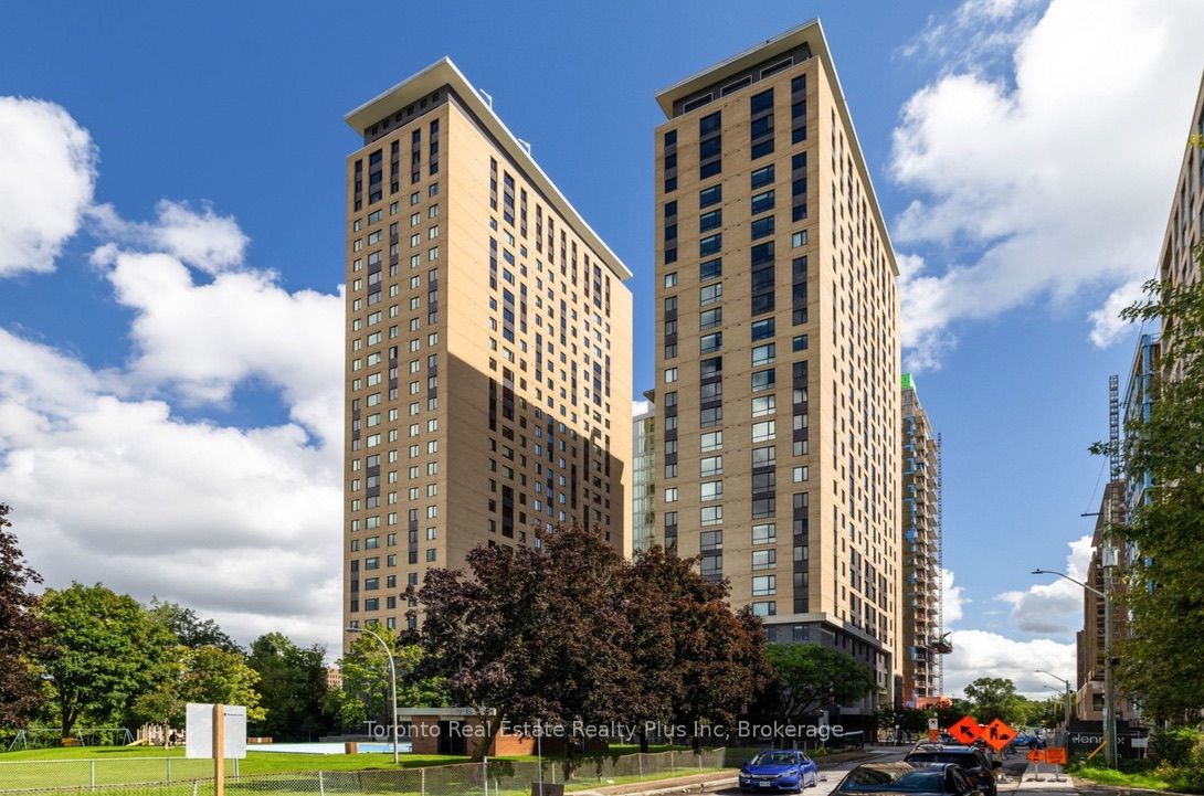 105 Champagne Avenue S 1918, Dows Lake - Civic Hospital and Area, ON K1S 4P3
