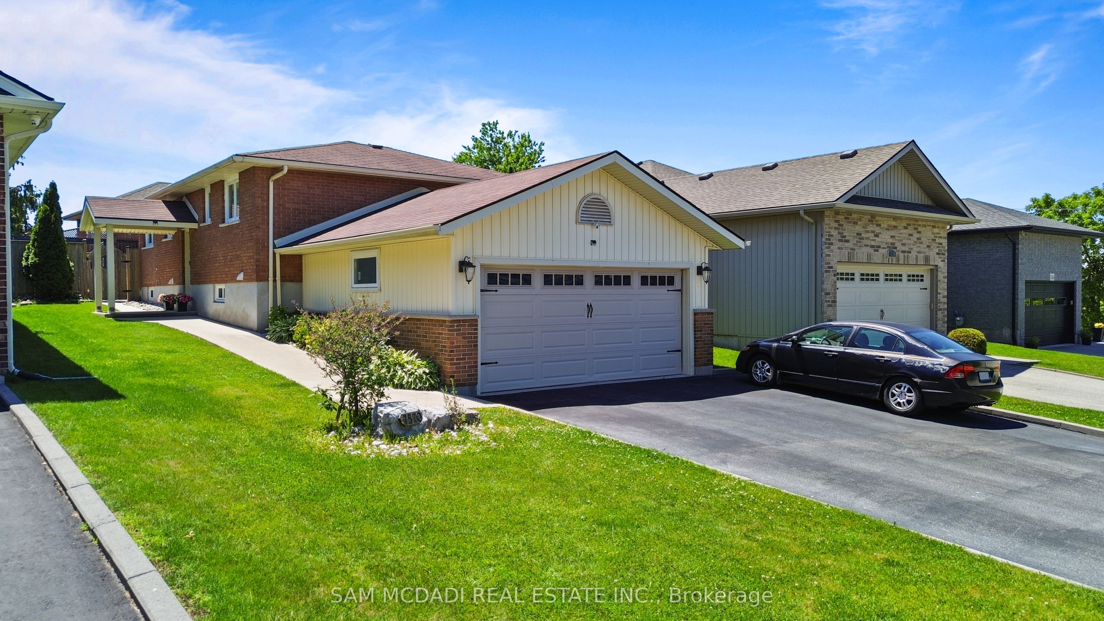 7570 Nadia Court, Niagara Falls, ON L2J 4K6 photo 2