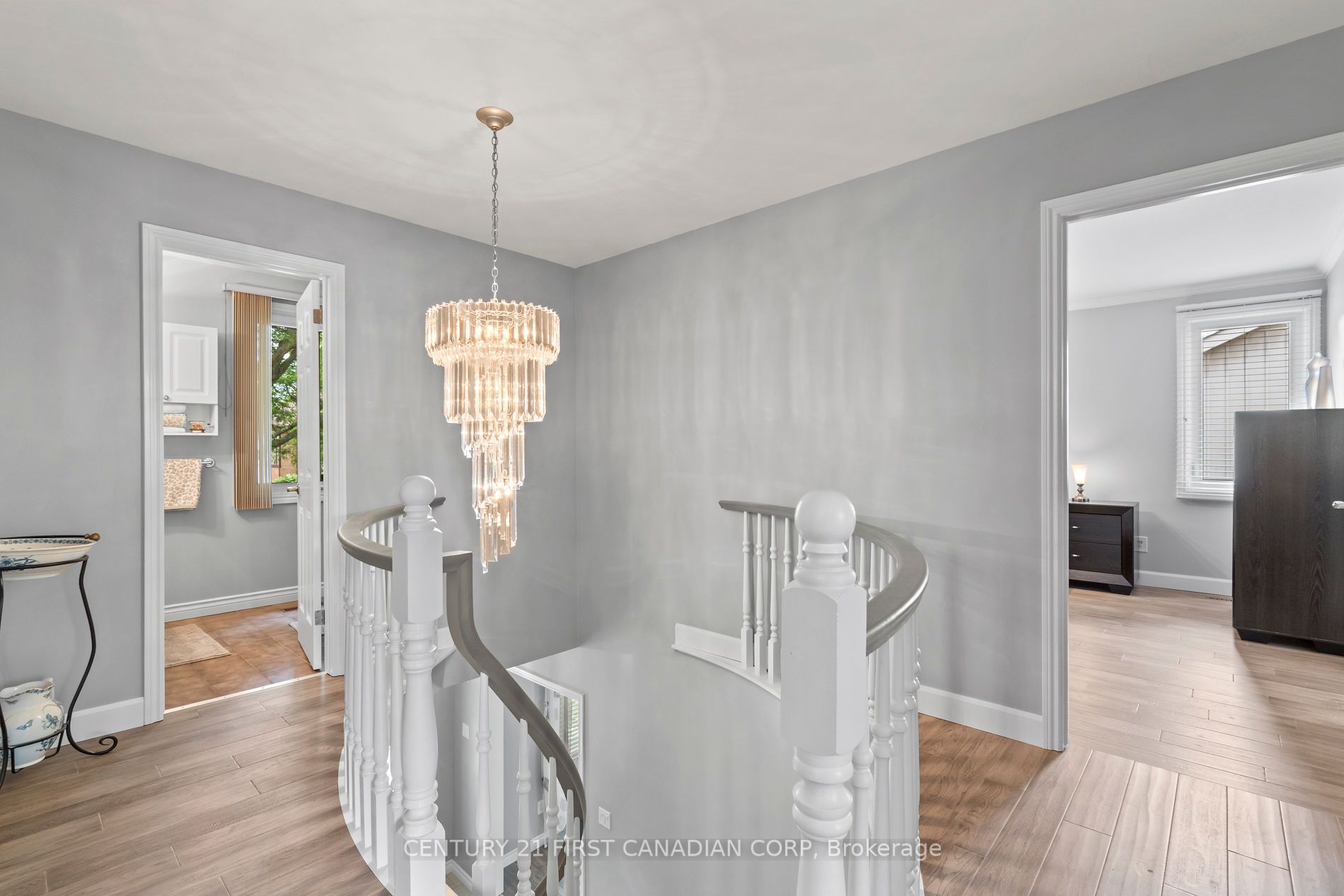 1677 Phillbrook Crescent, London North, ON N5X 2Z4