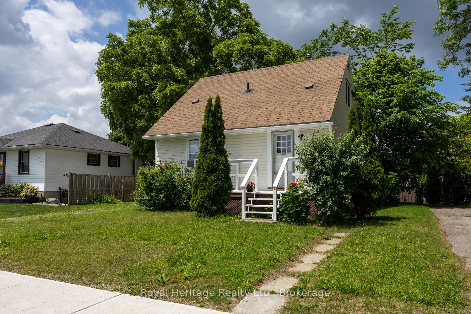 722 Gillespie Avenue, Peterborough, ON K9J 4B7 photo 4