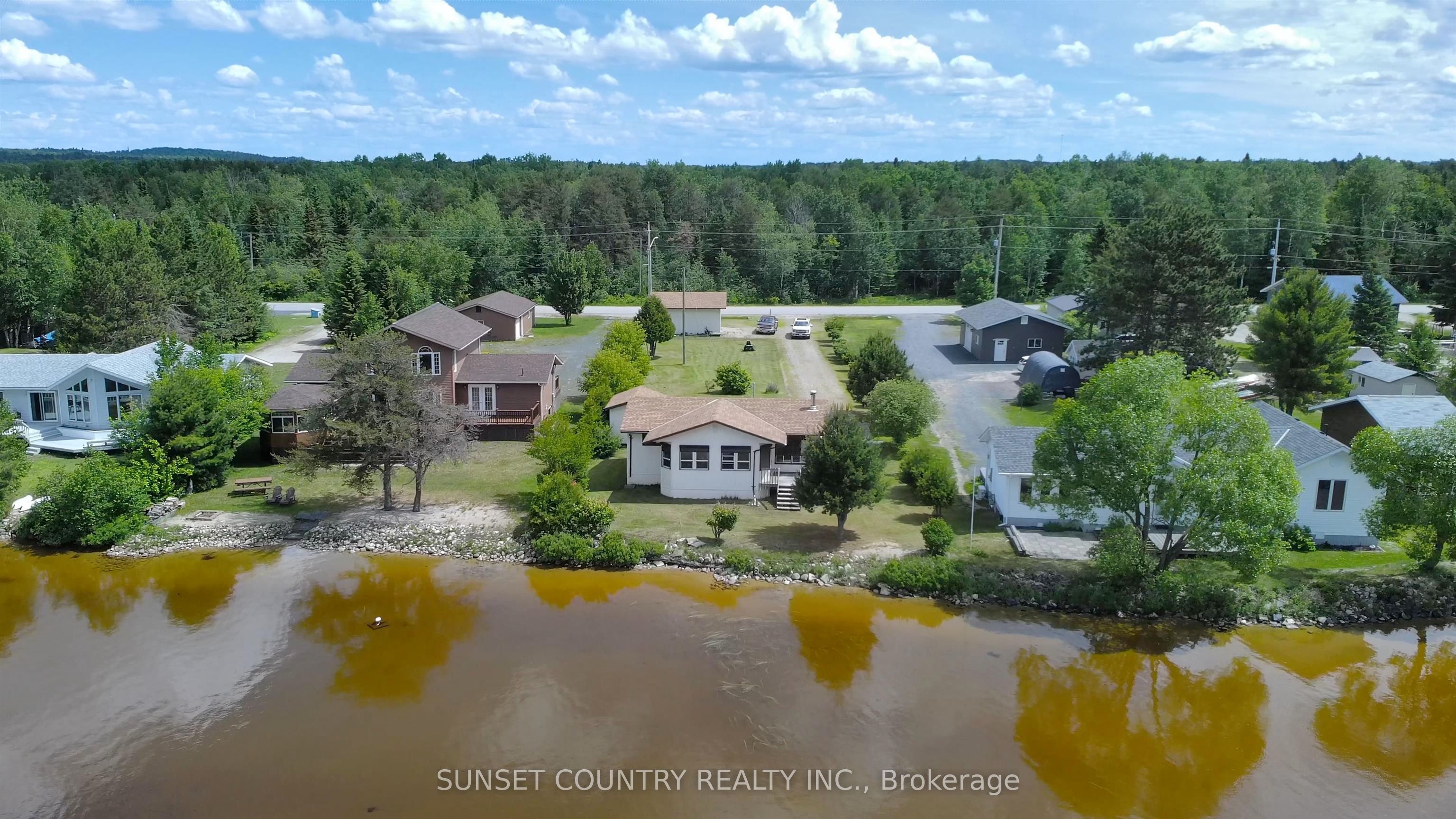 224 Lakeshore Drive, Ignace, ON P0T 1T0