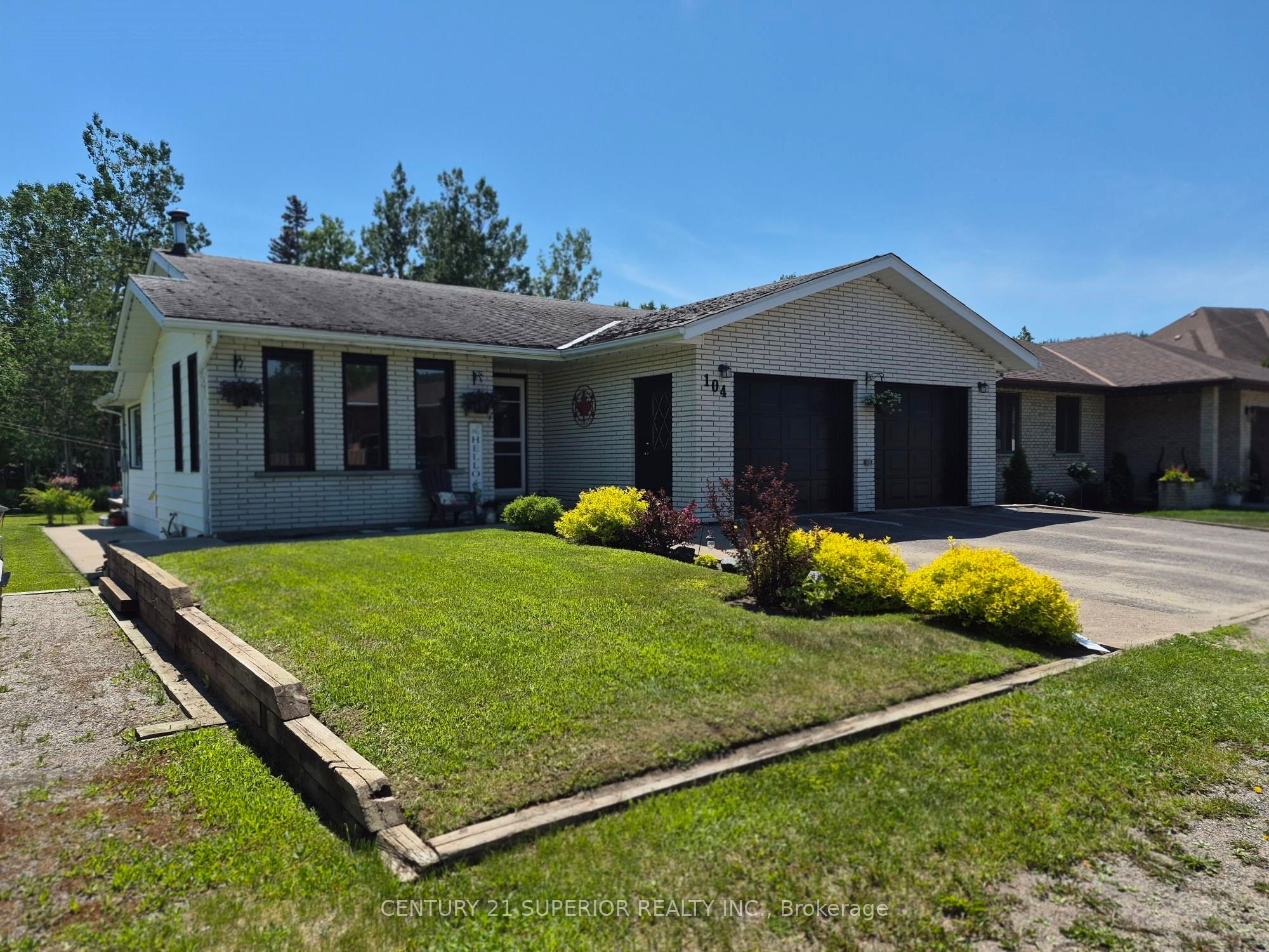 104 Centennial Drive, Schreiber, ON P0T 2W0 photo 2