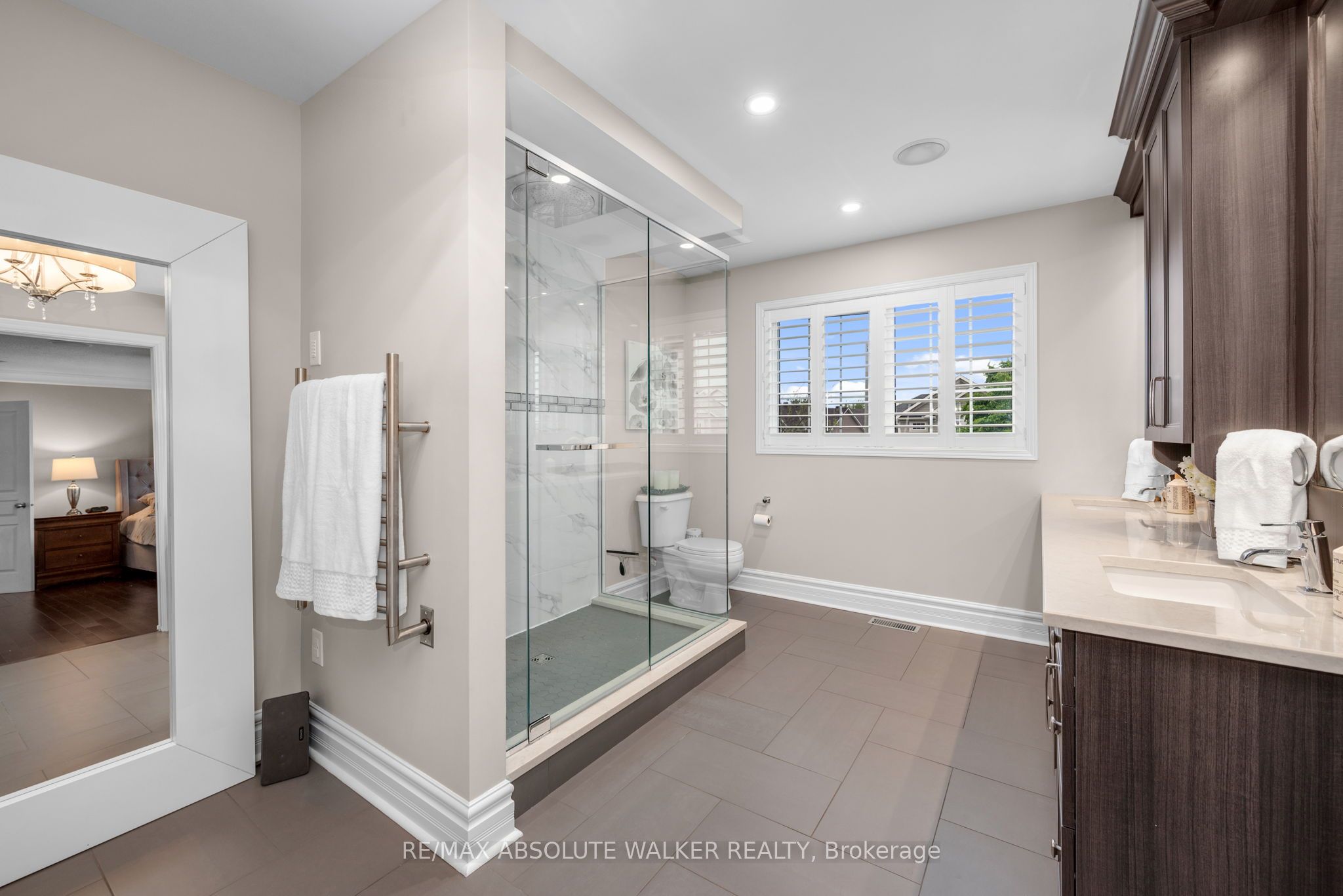 245 Lucinda Crescent, Orleans - Convent Glen and Area, ON K1W 0A1 photo 4