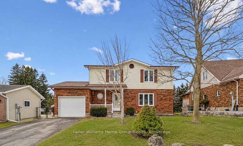28 Edward Street, Mapleton, ON N0G 1P0