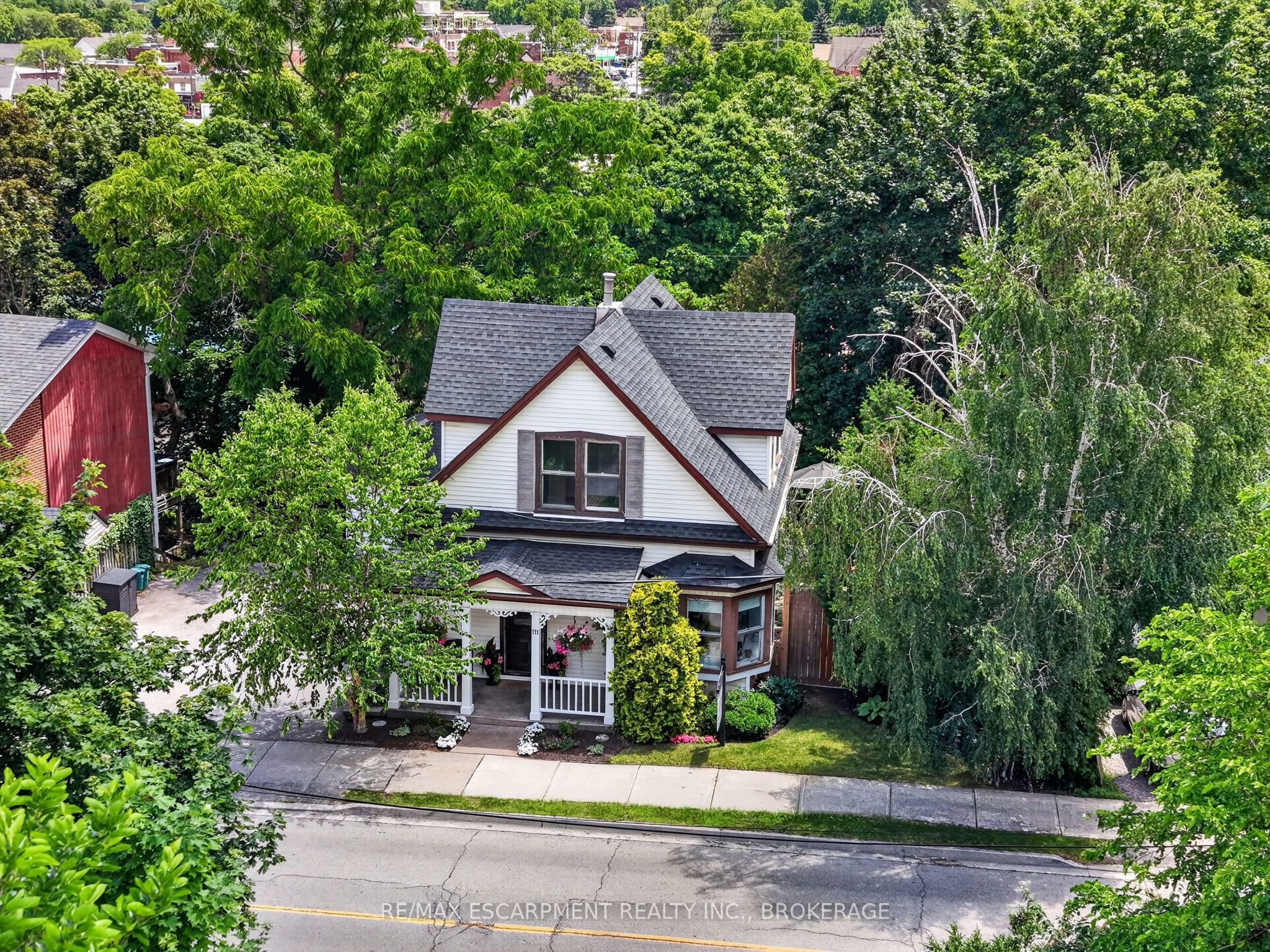 111 Main Street W, Grimsby, ON L3M 1R5