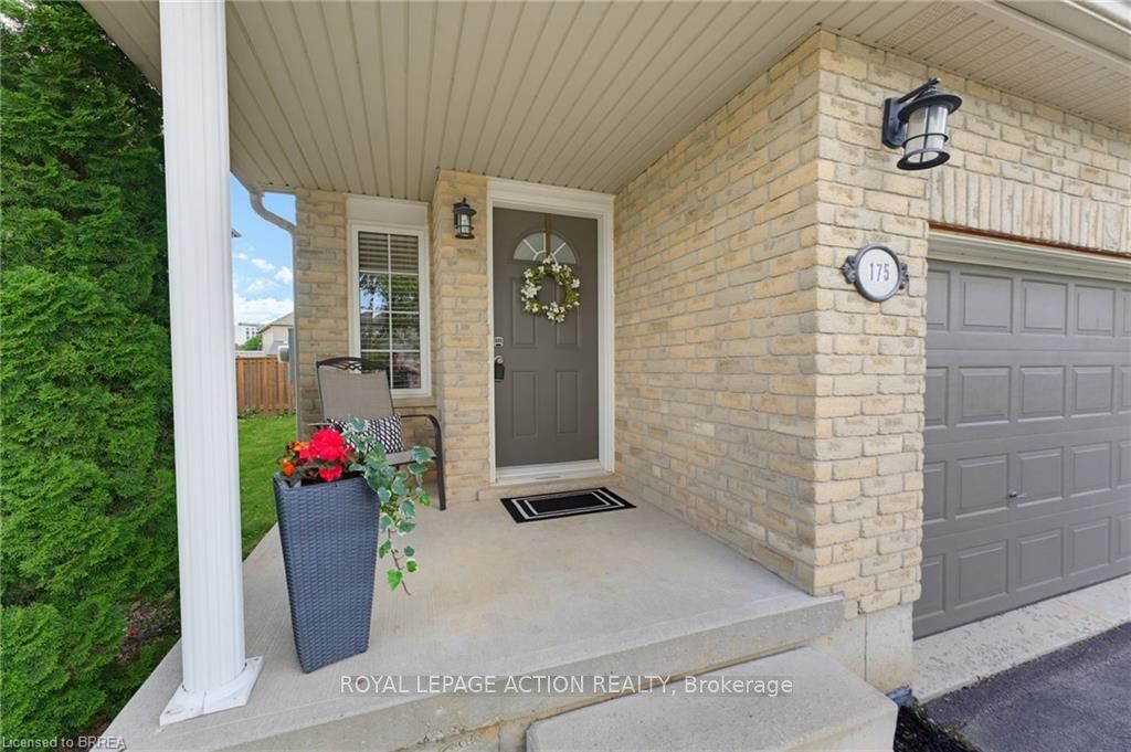 175 Mcguiness Drive, Brantford, ON N3T 0B5 photo 3