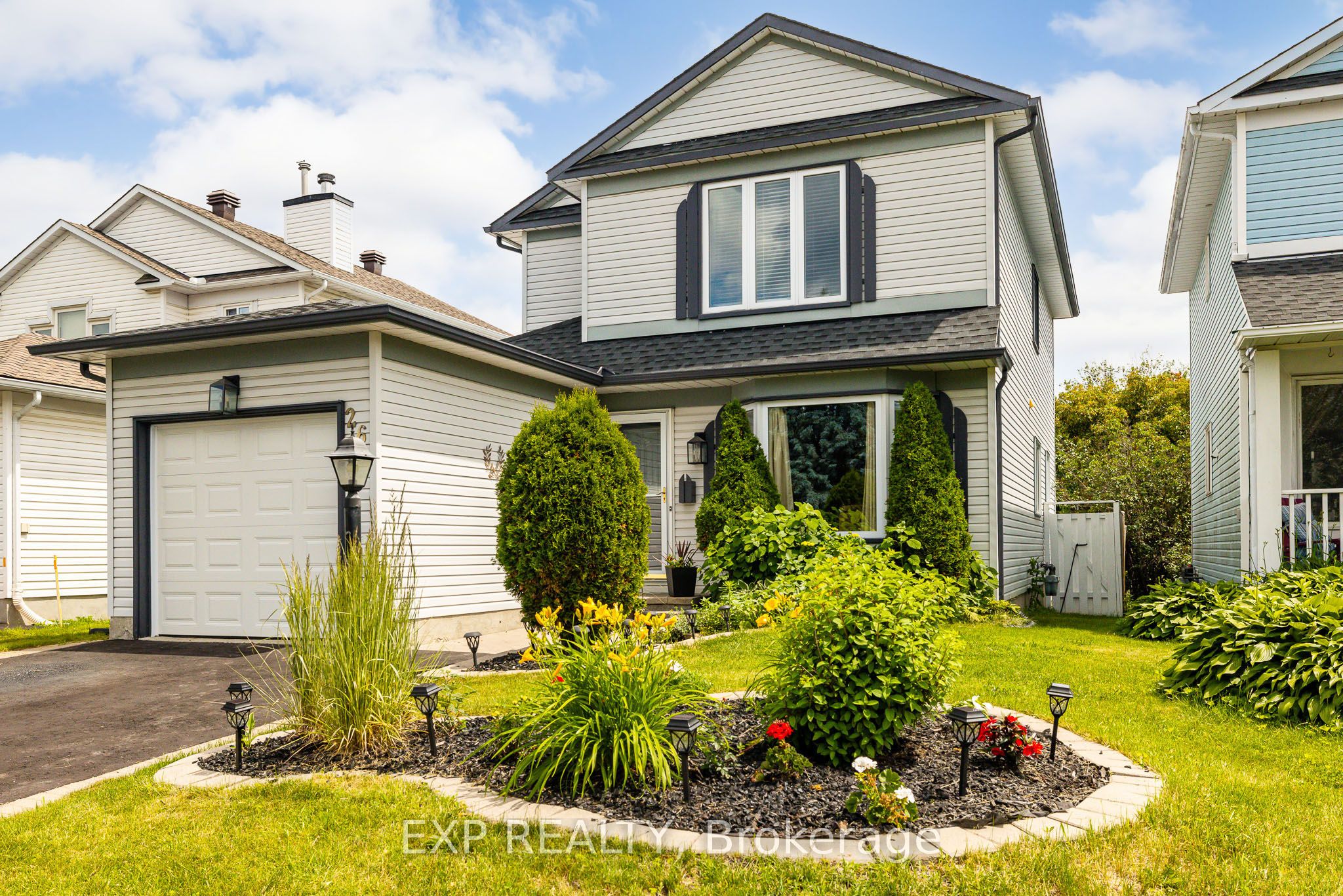 26 Vesta Street, Barrhaven, ON K2J 3Y9