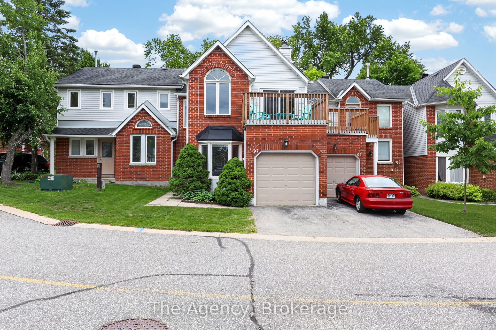 97 Shoreline Drive, Bracebridge, ON P1L 1Z4 photo 2