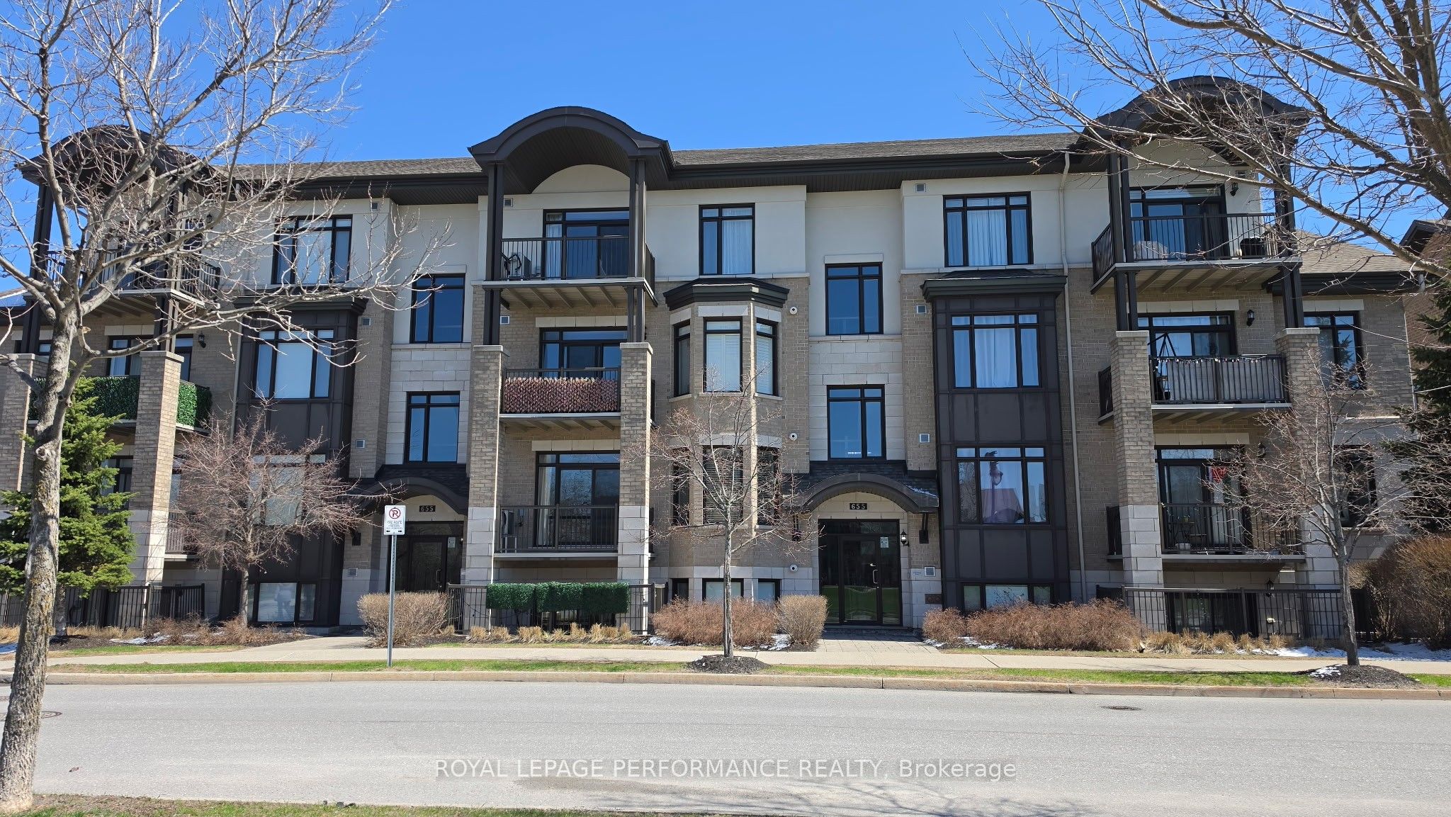 655 Beauparc Private 101, Cyrville - Carson Grove - Pineview, ON K1J 0B6
