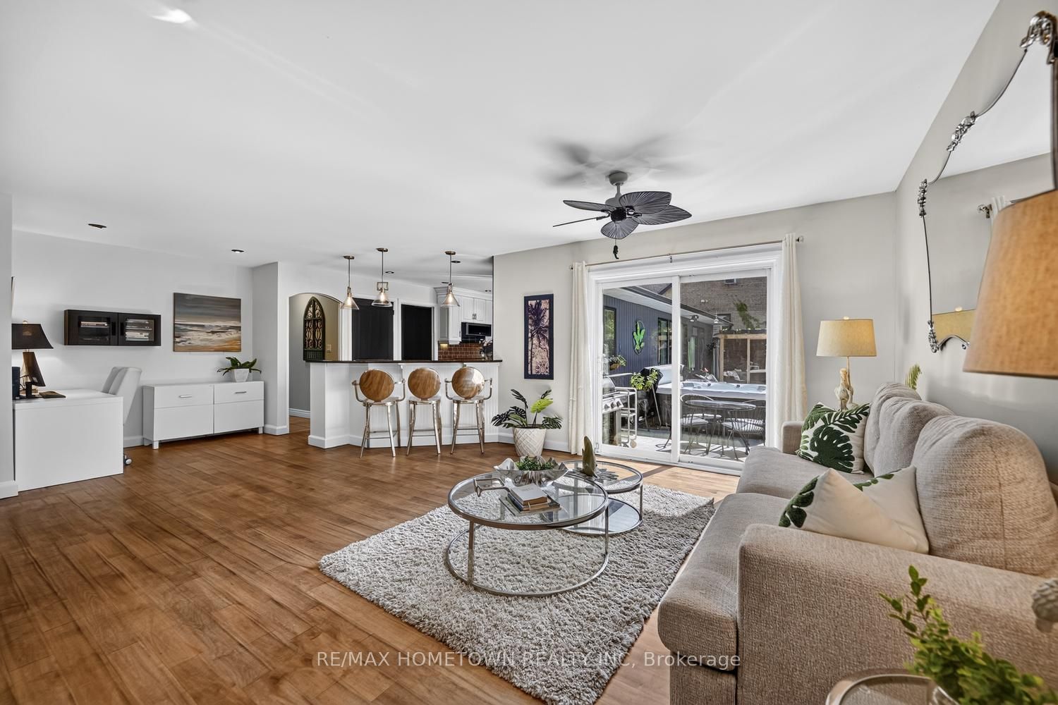 23 Pineview Road, Brockville, ON K6V 6K3 photo 3