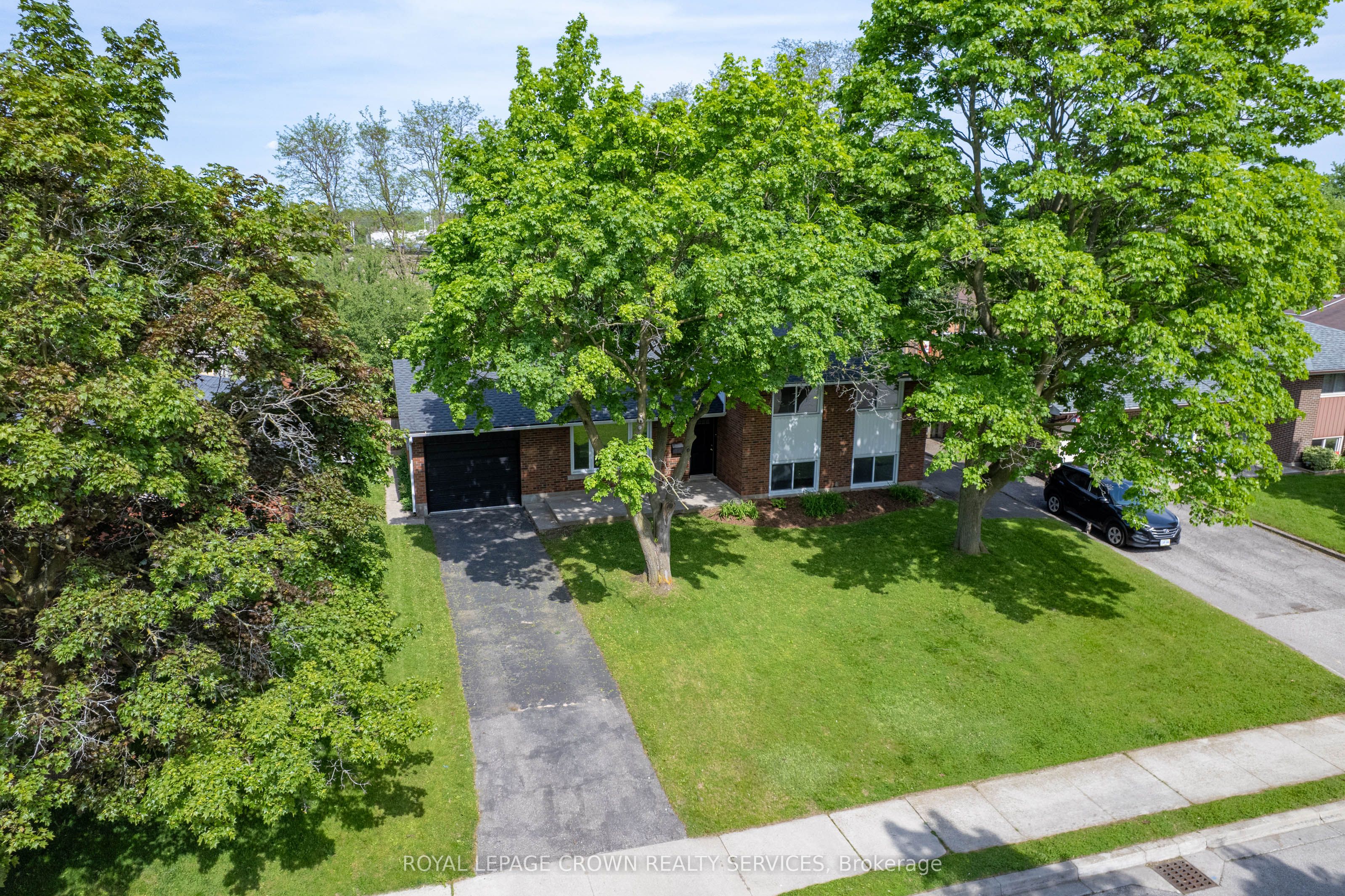 19 Taylor Avenue, Cambridge, ON N1R 5M1 photo 2
