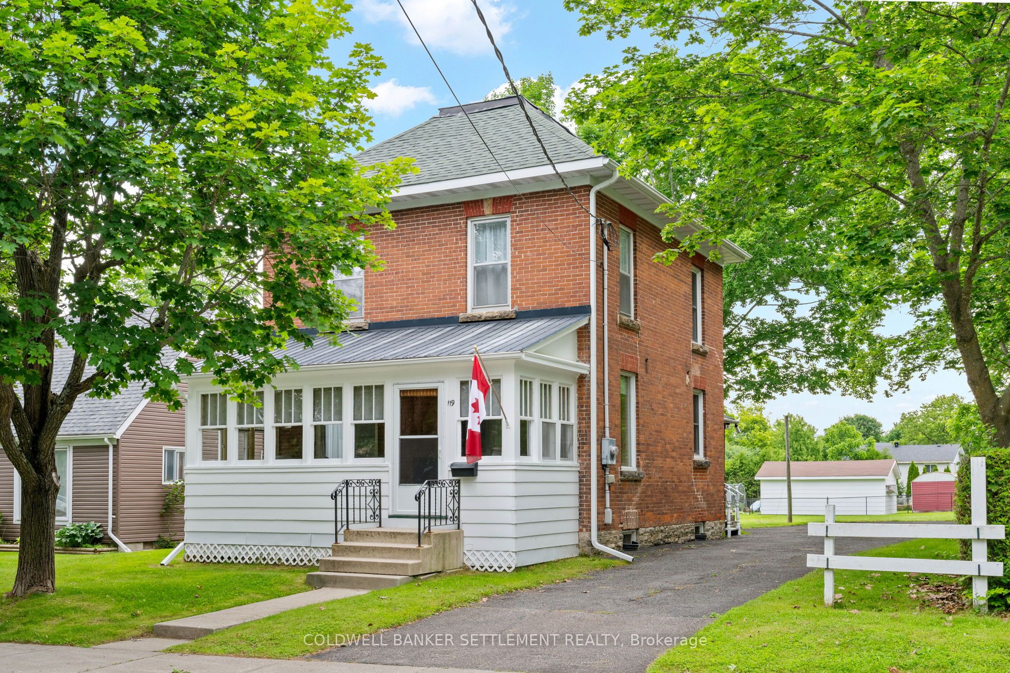 119 Drummond Street E, Perth, ON K7H 1H2 photo 2