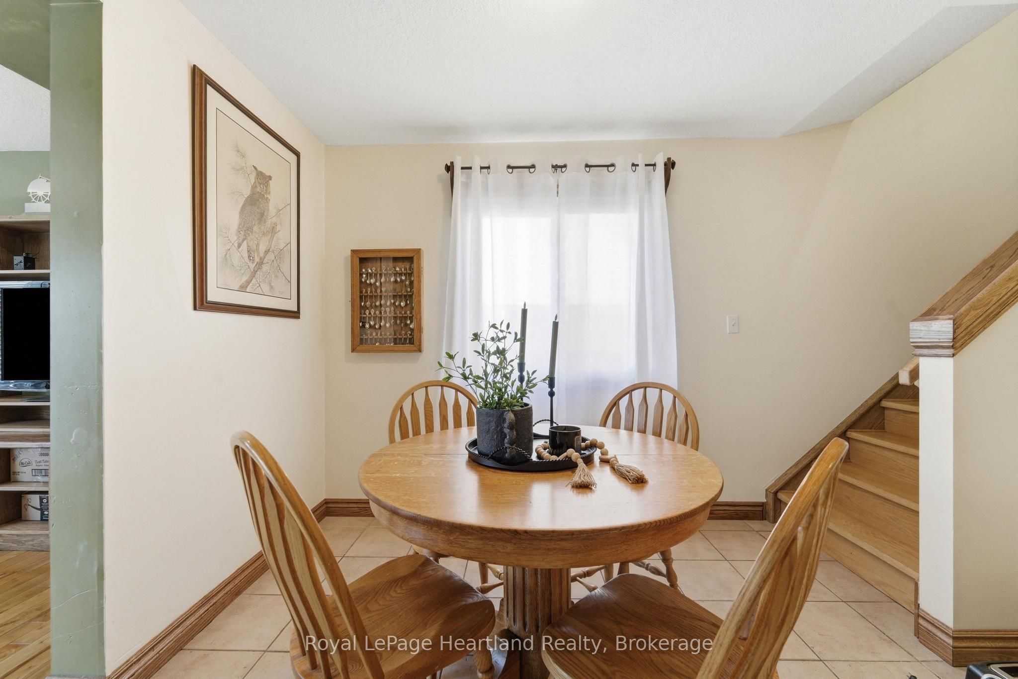 480 Mowat Street E, North Perth, ON N4W 0A4 photo 4