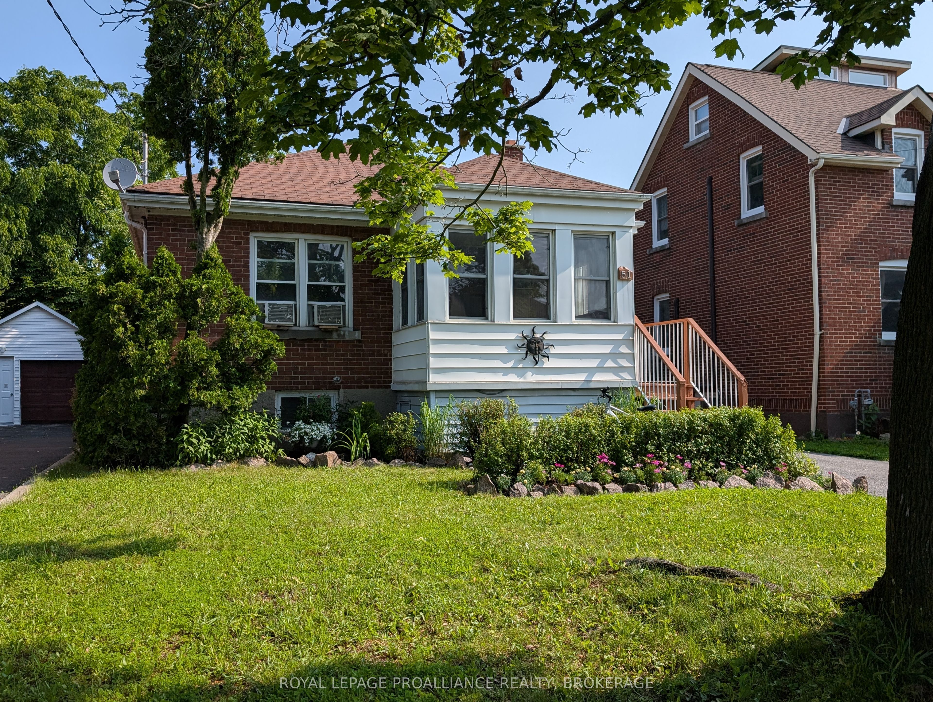 51 Dundas Street, Kingston, ON K7L 1N4 photo 3