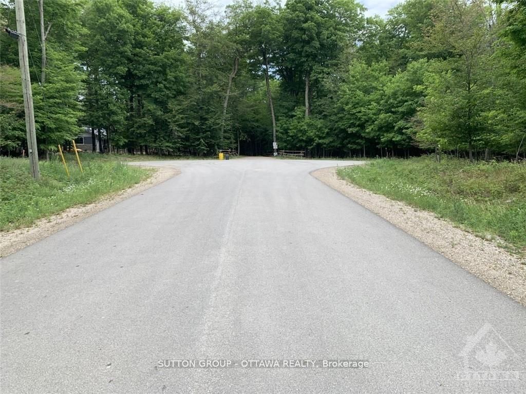 14 Lumberjack Trail, Drummond/North Elmsley, ON K7H 3C7 photo 4