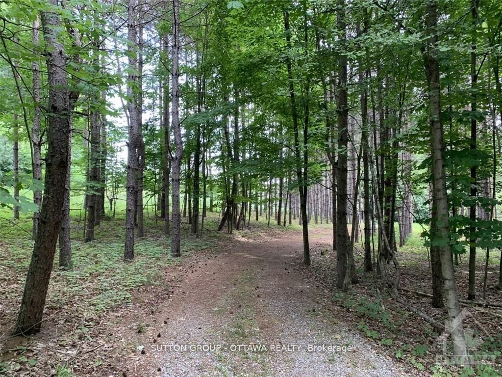2 Maple Bush Trail, Drummond/North Elmsley, ON K7H 3C7 photo 5