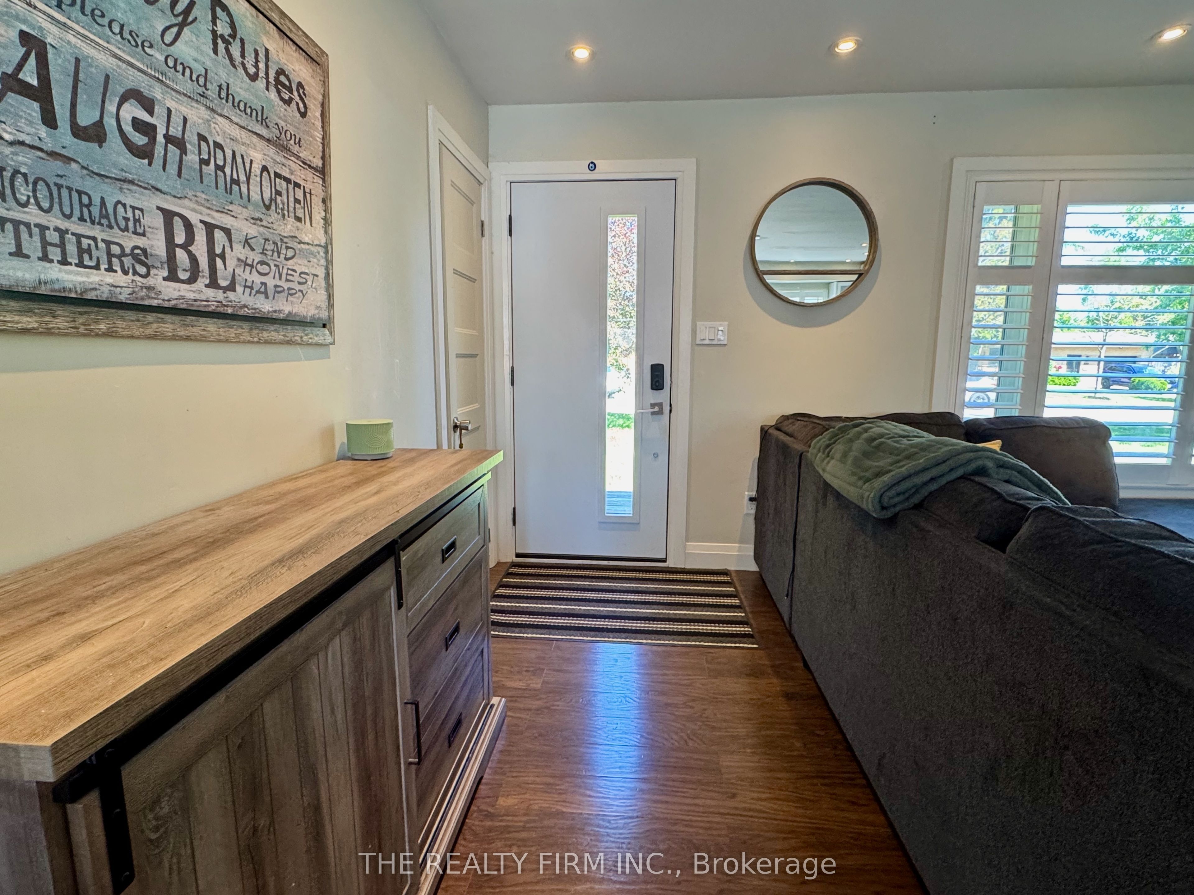 571 Everglade Crescent, London North, ON N6H 2W8 photo 3