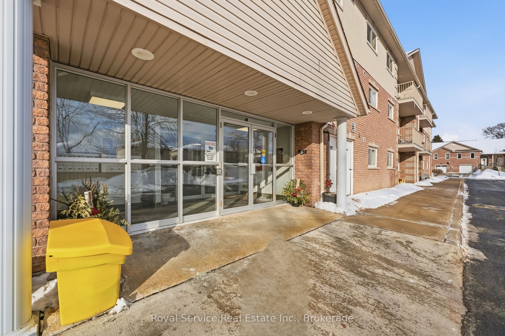 841 Battell Street 304, Cobourg, ON K9A 0B9 photo 2