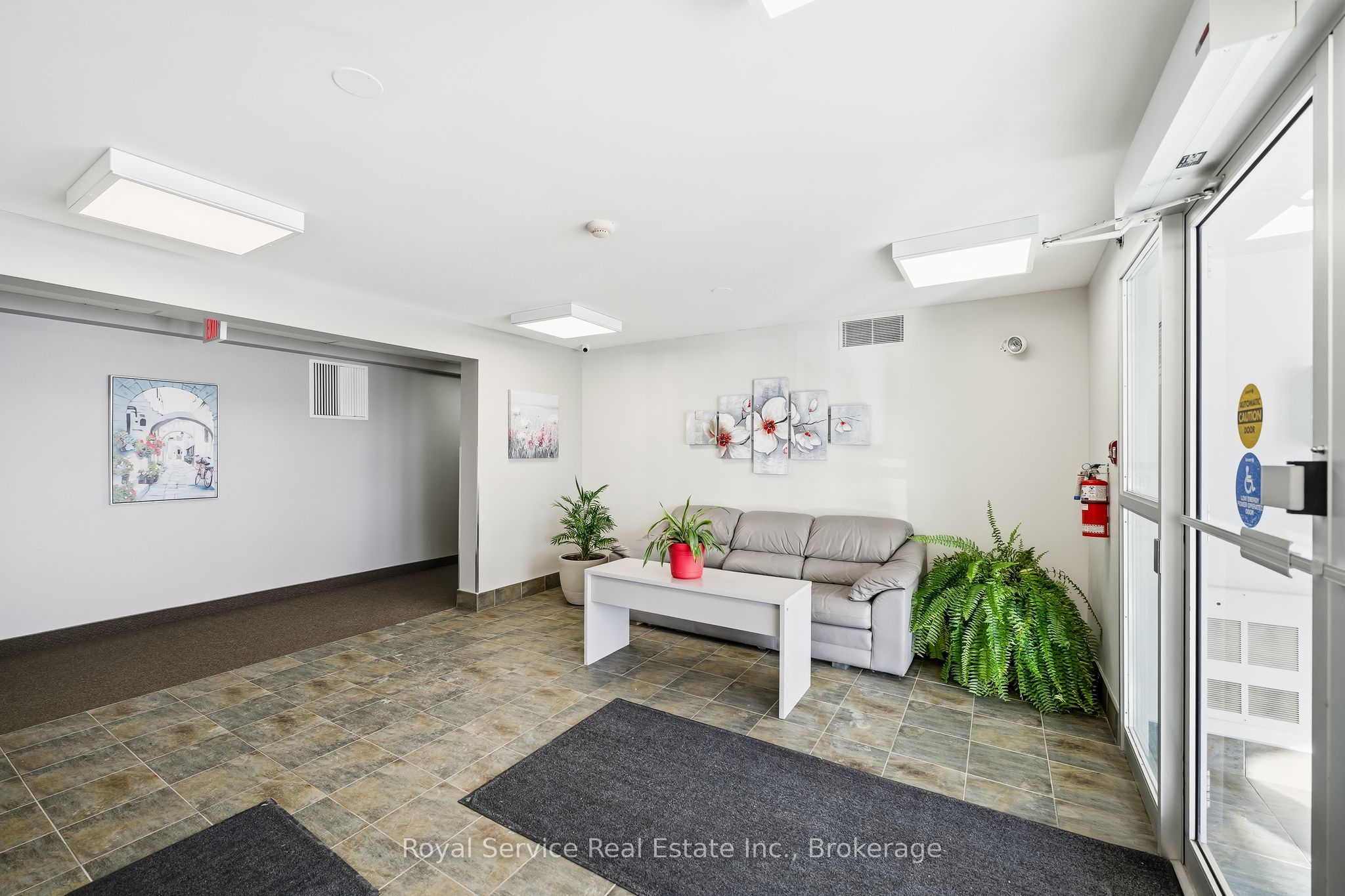 841 Battell Street 304, Cobourg, ON K9A 0B9 photo 3
