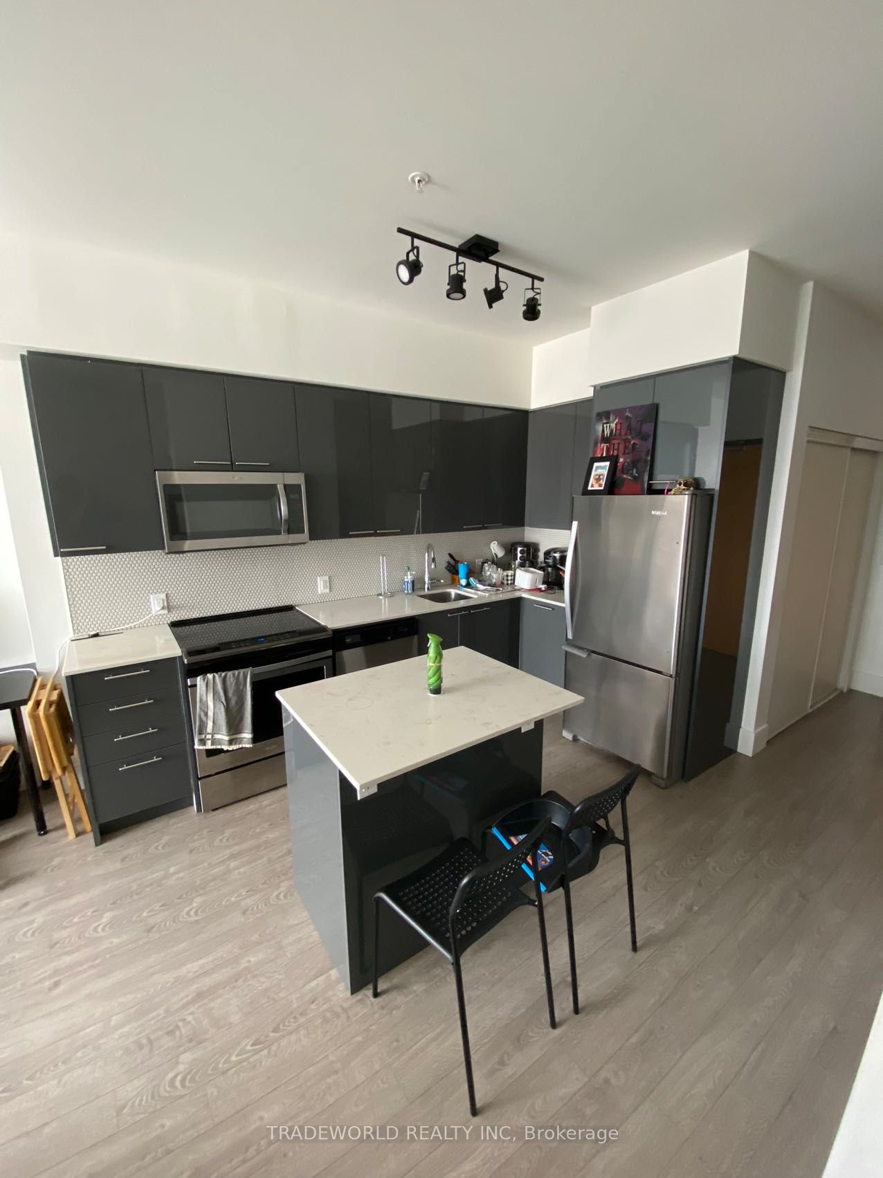15 Prince Albert Boulevard 619, Kitchener, ON N2H 0C2 photo 4