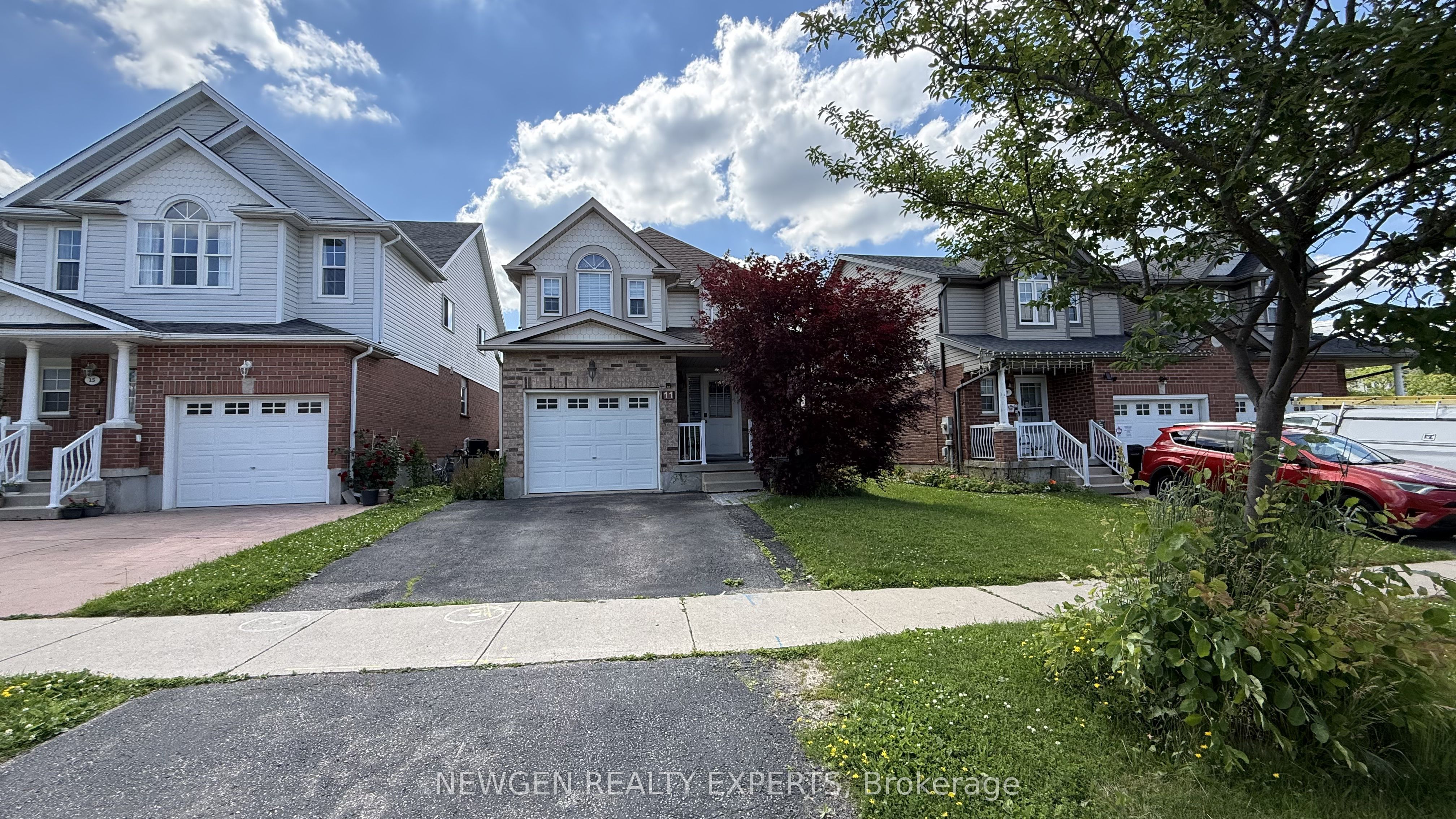 11 Berry Moss Street, Kitchener, ON N2E 3V1 photo 2