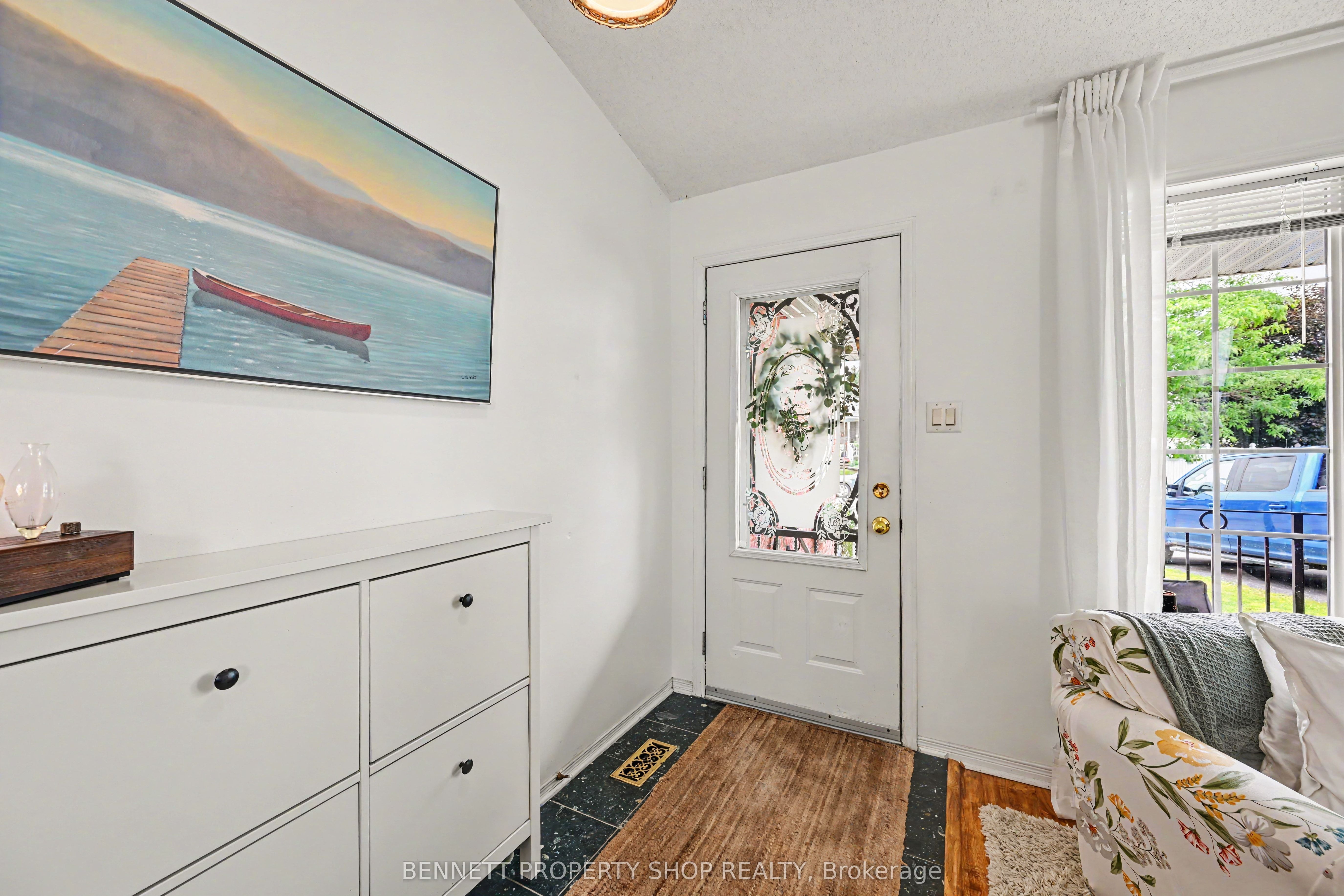 9 Huyck Drive, Arnprior, ON K7S 3W7 photo 2
