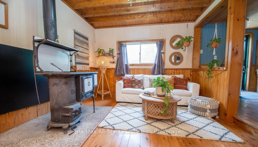 111 Wagar Road, Kawartha Lakes, ON K0M 1G0 photo 4