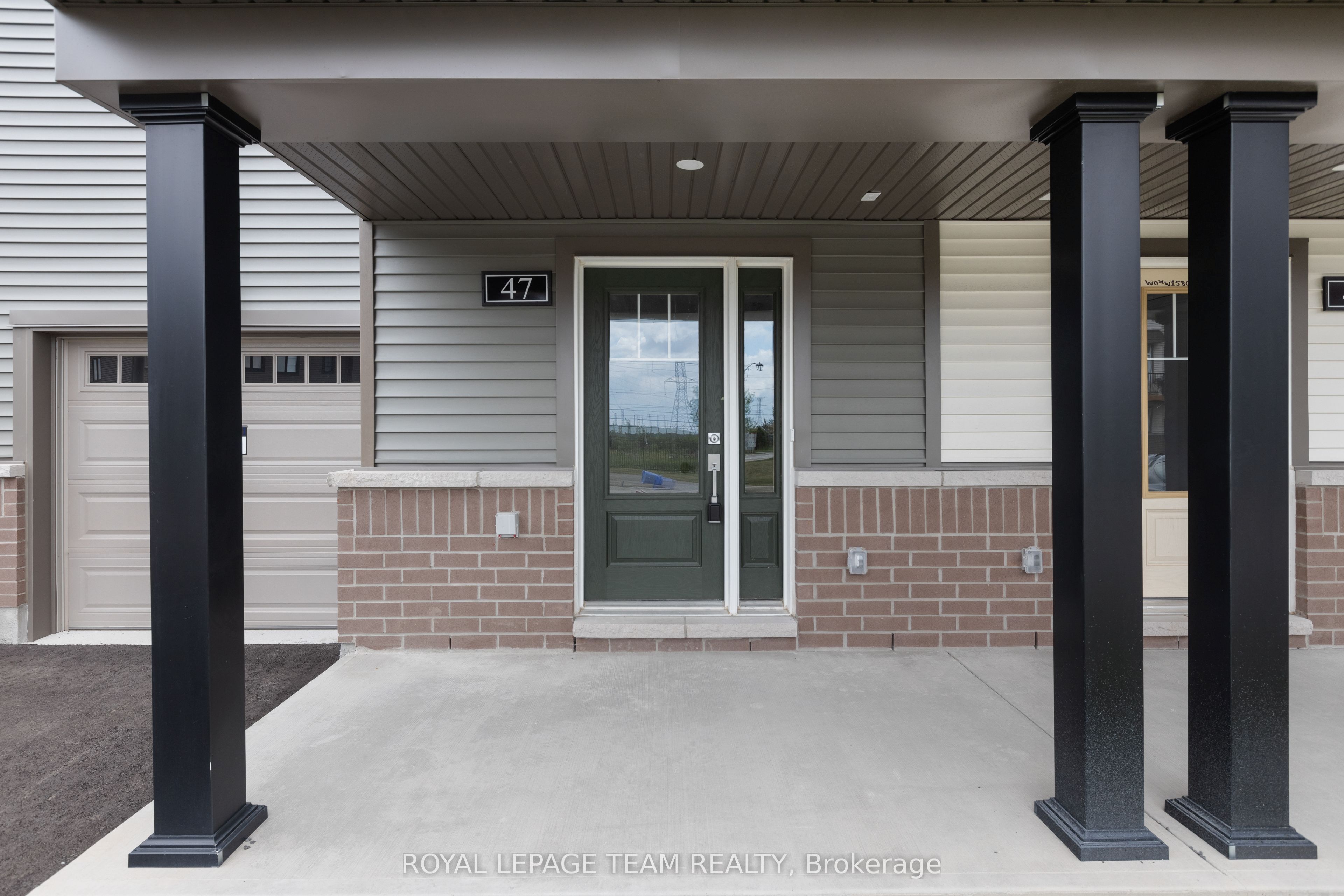 47 Cordage Street, Orleans - Cumberland and Area, ON K4A 5K8 photo 3