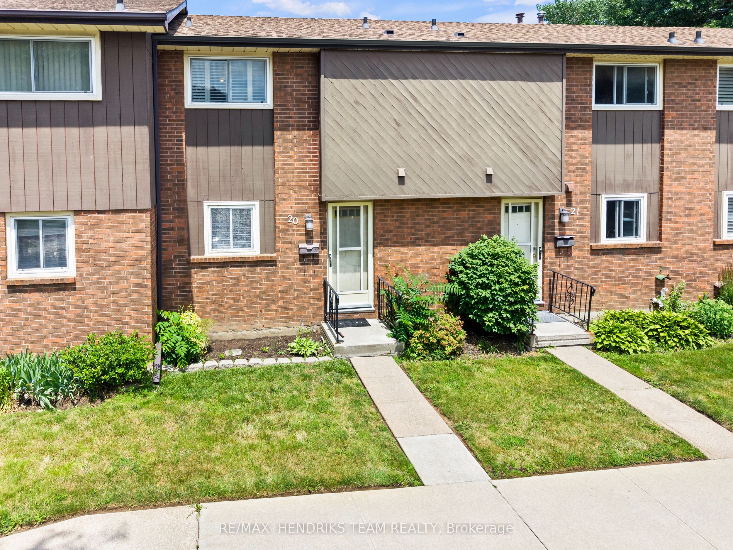 64 Forster Street 20, St. Catharines, ON L2N 6T5 photo 2