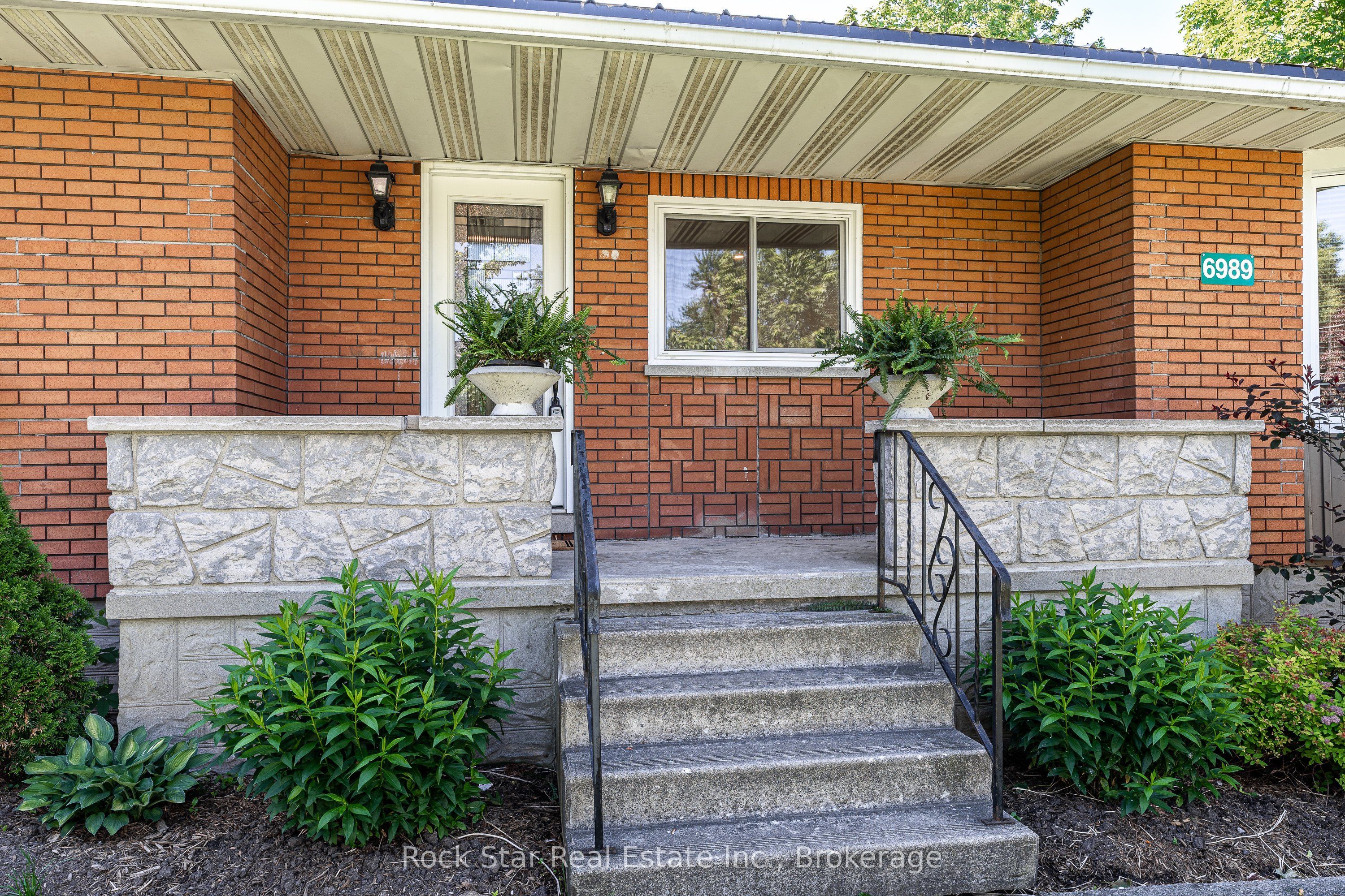 6989 Rutherford Street, Perth East, ON N0K 1L0 photo 3