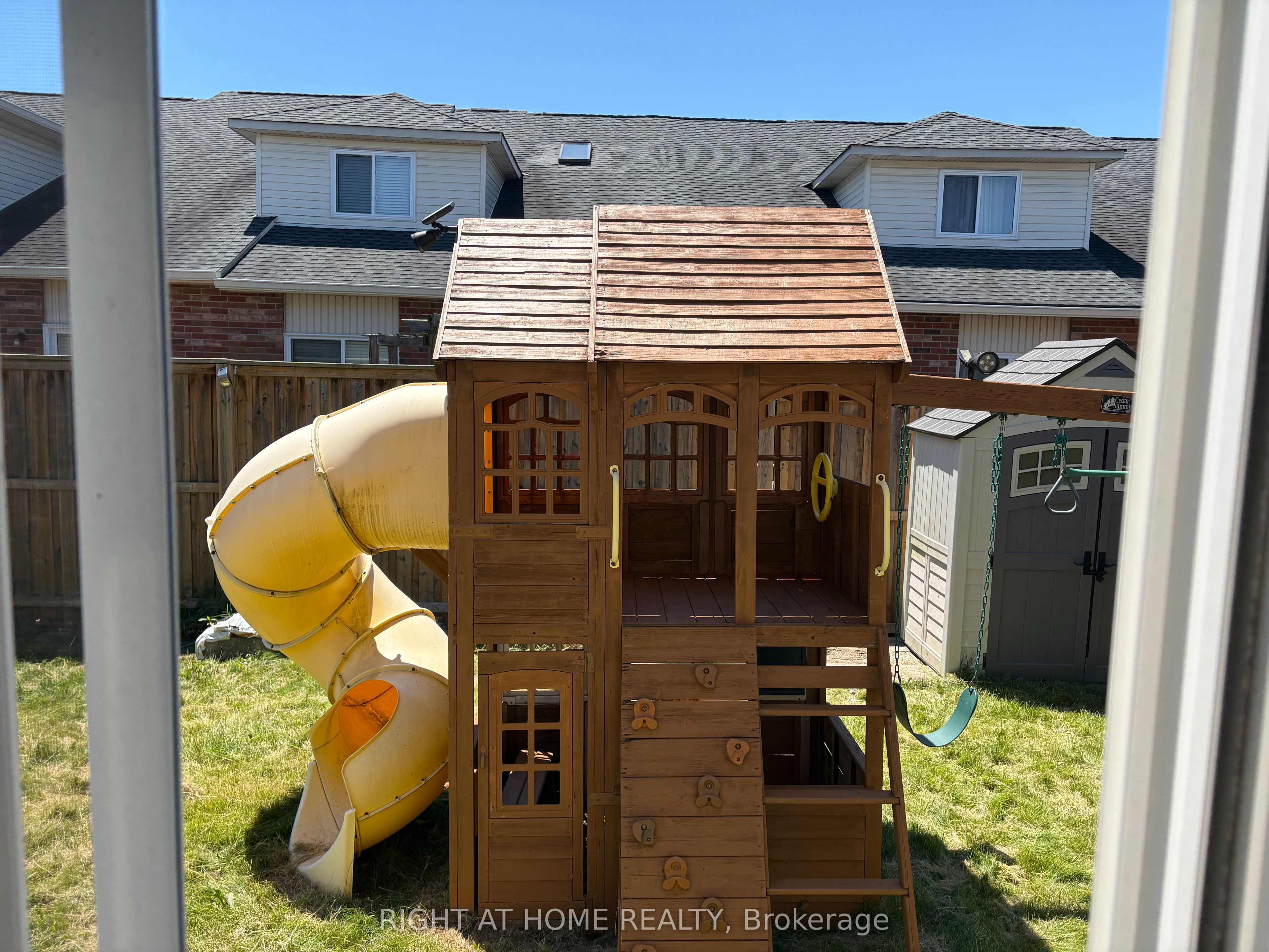 63 Lupo Drive, Hamilton, ON L8B 0V3 photo 5